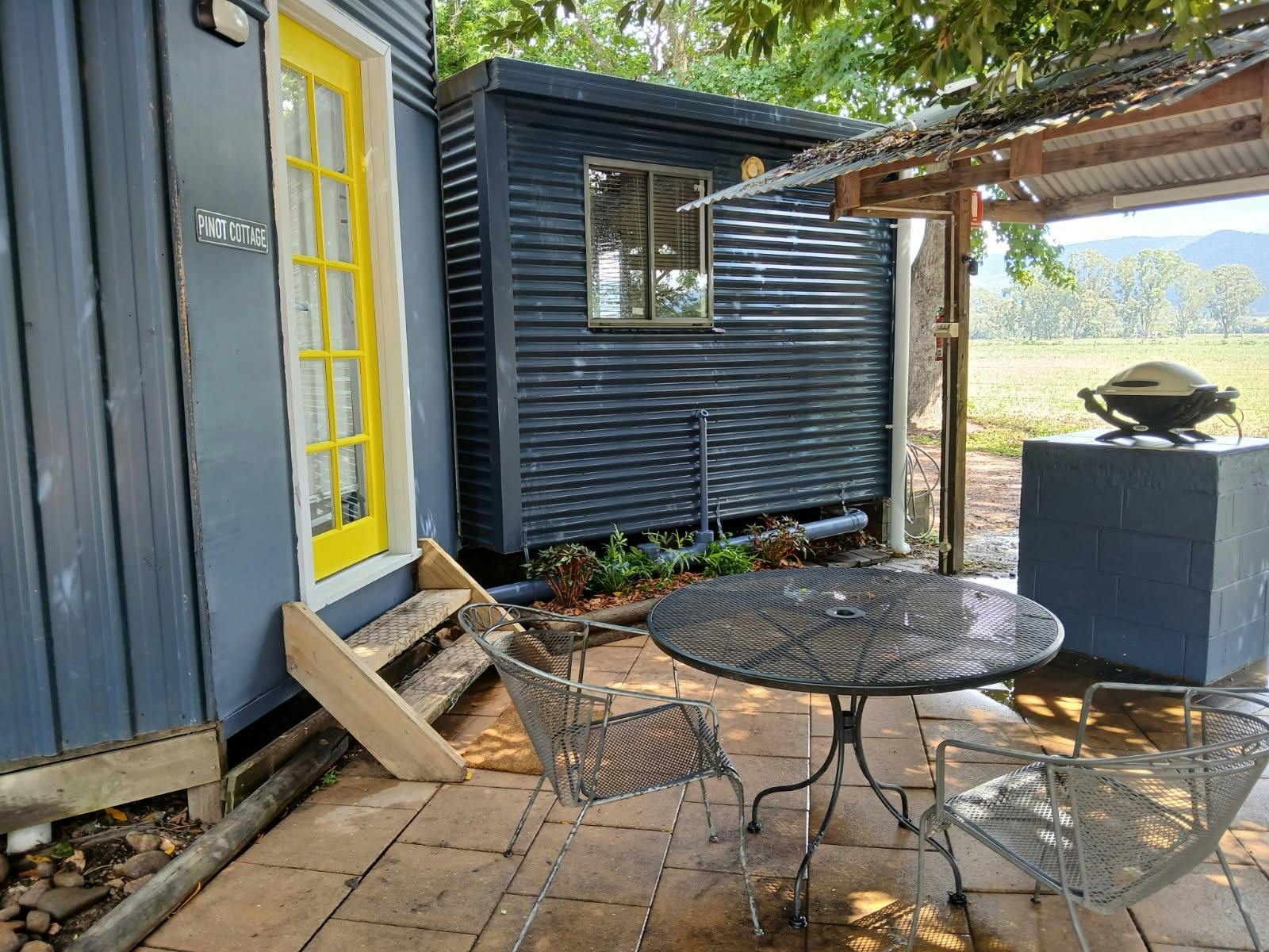 Pinot Cottage Entrance