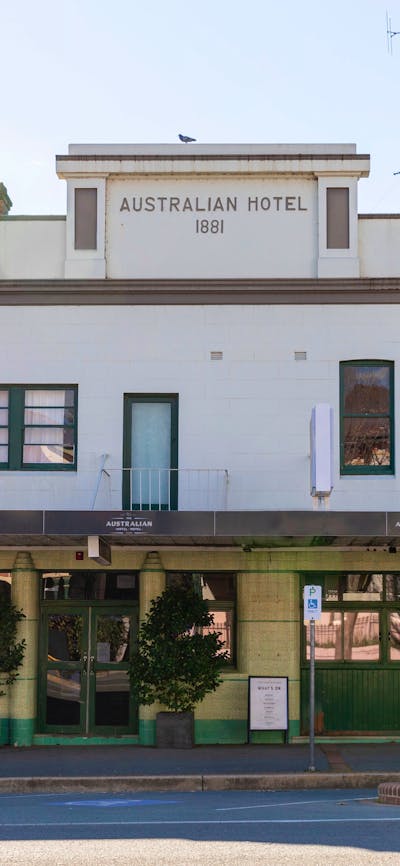 Front of Australian hotel