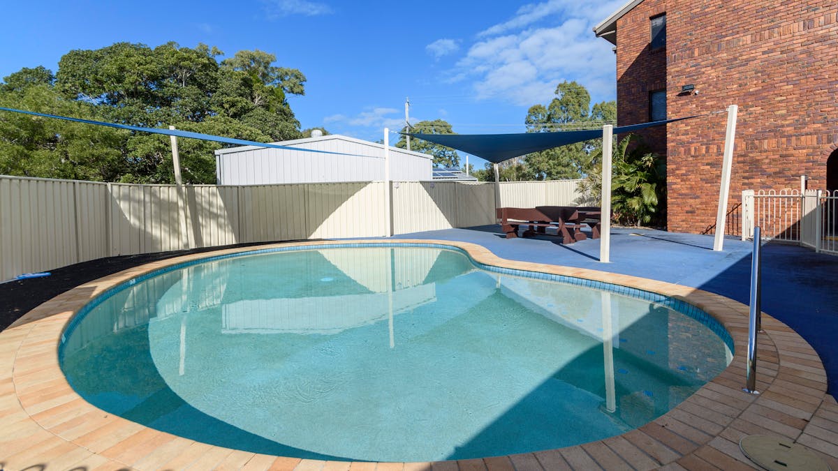 Complex pool