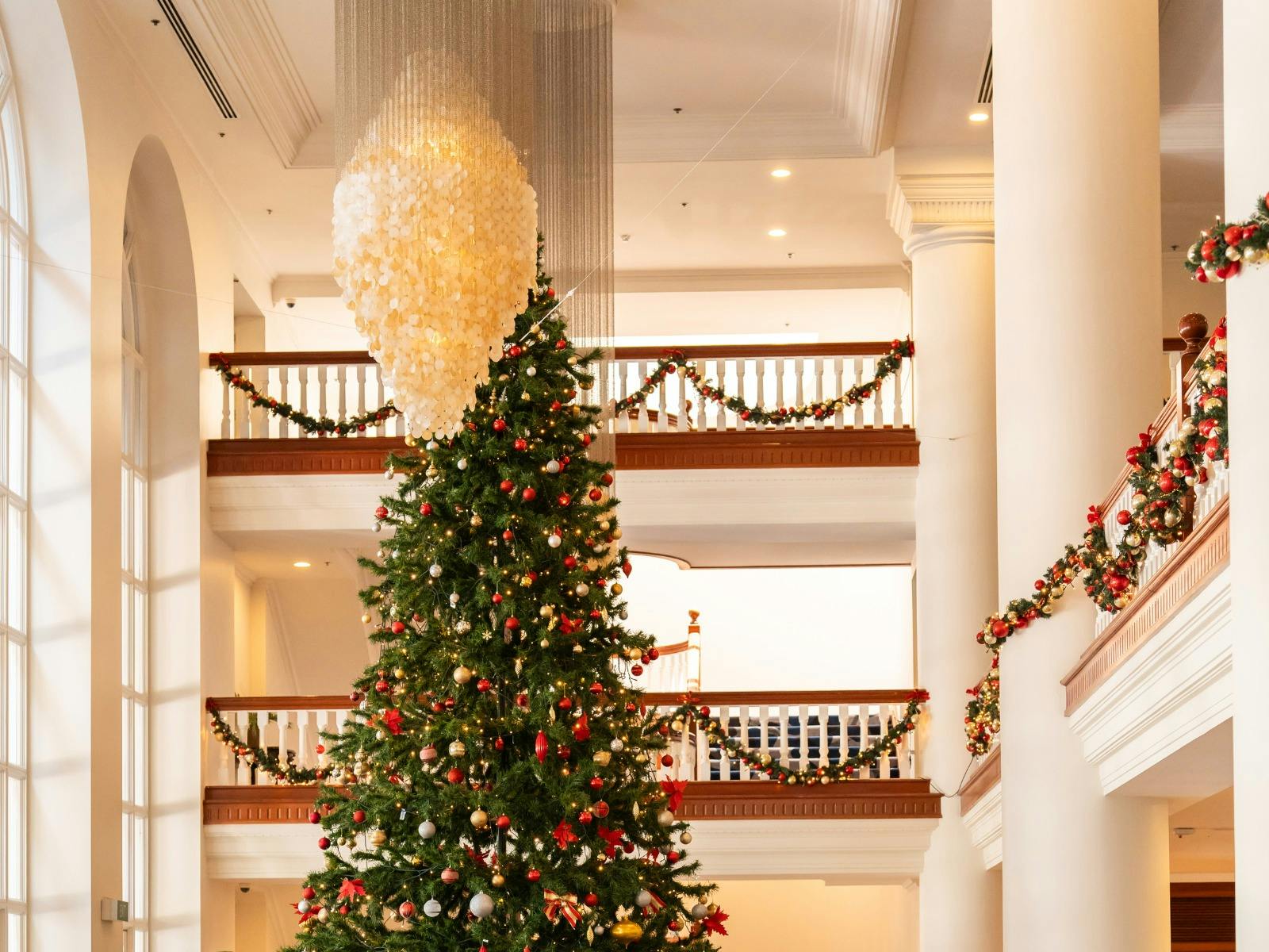 Christmas tree in lobby of Pullman Cairns International