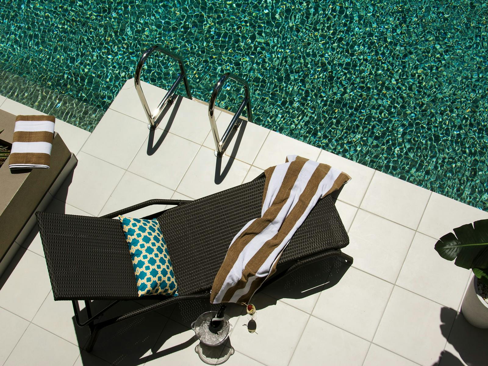 Swim out pool deck Swim out pool deck