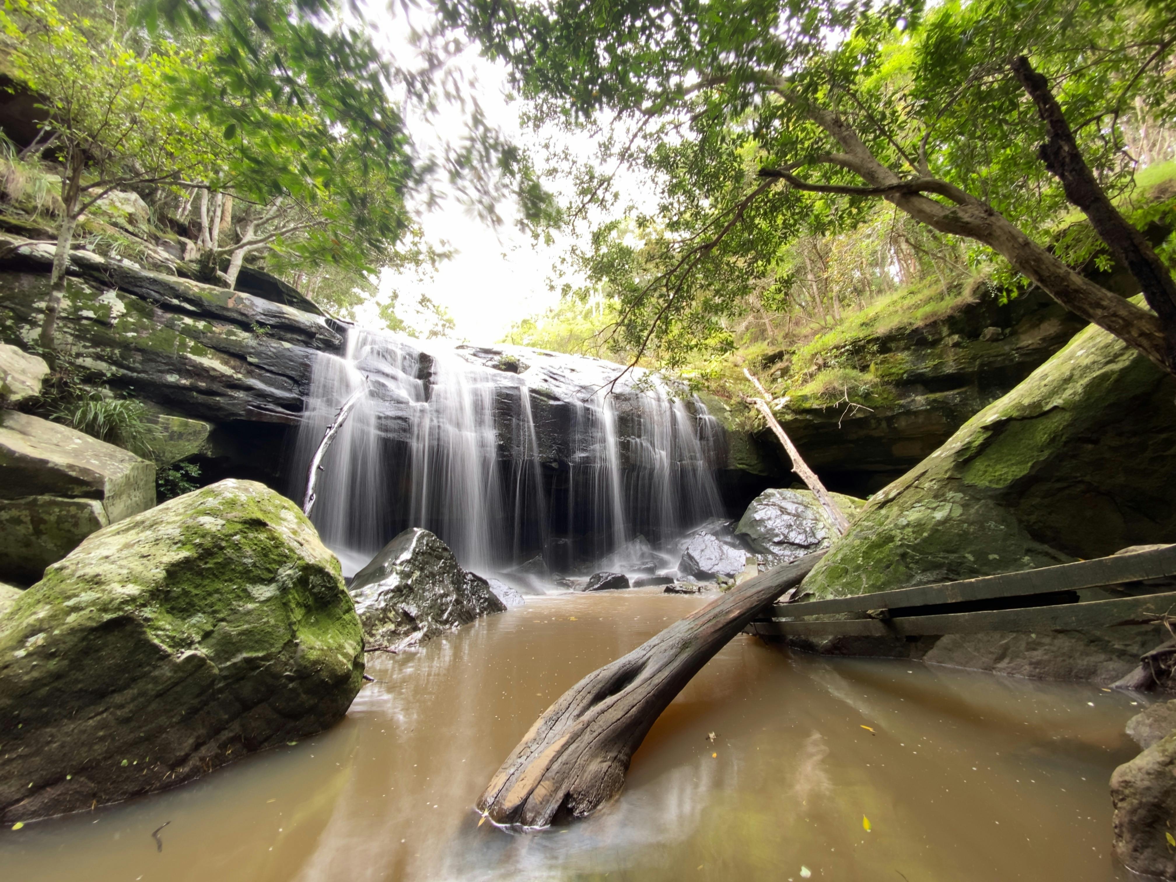 Water falling over a 4m high sandstone wall, Little Flaggy Creek