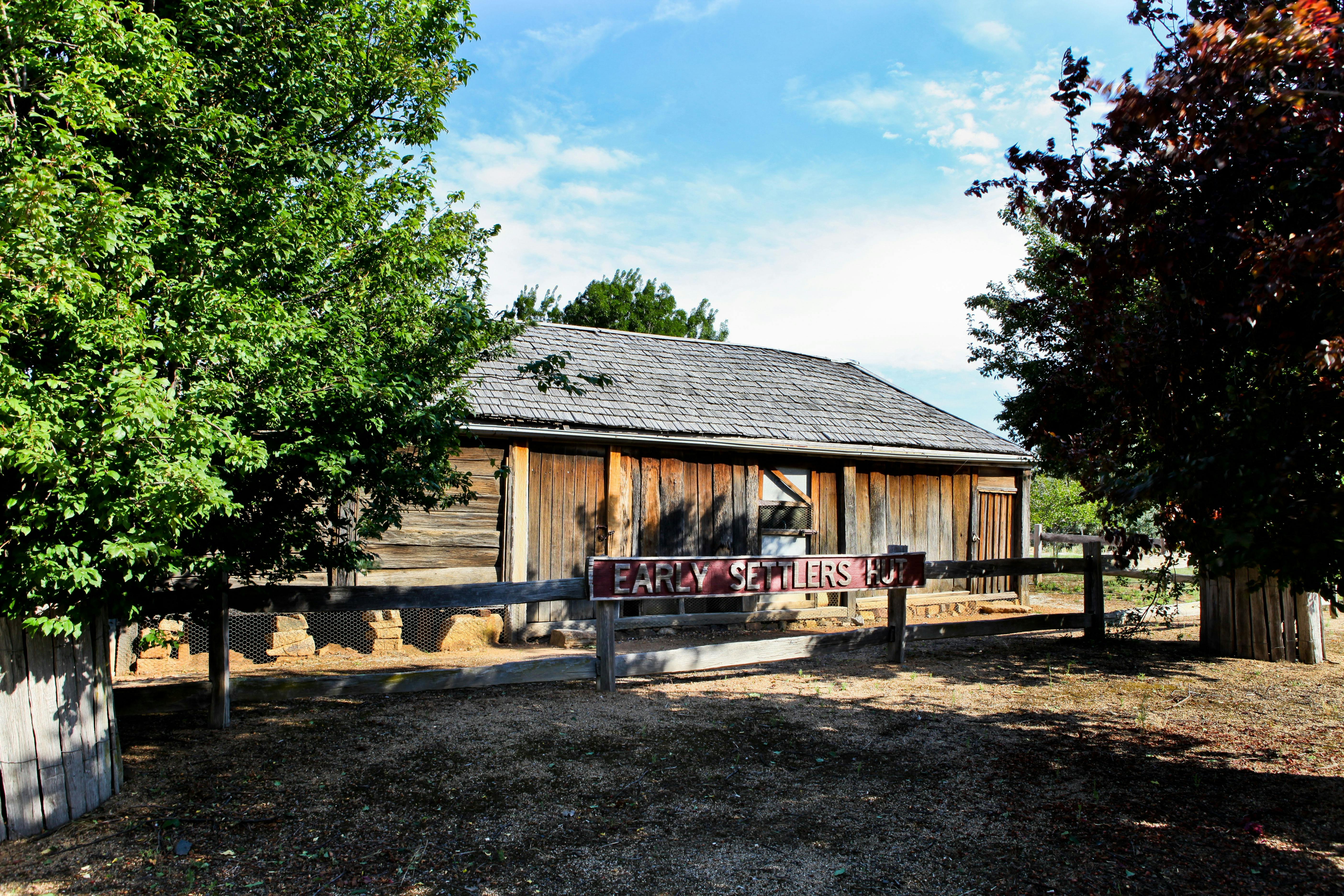 Early Settlers Hut