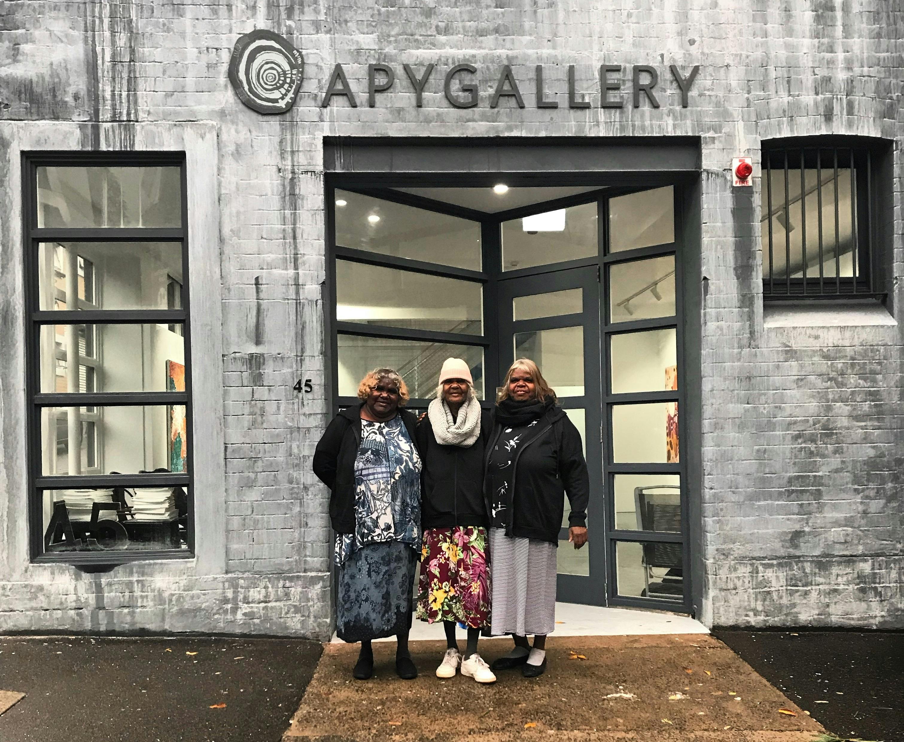 Freda Brady, Nyurpaya Kaika and Nyunmiti Burton at APY Gallery Sydney, 2018