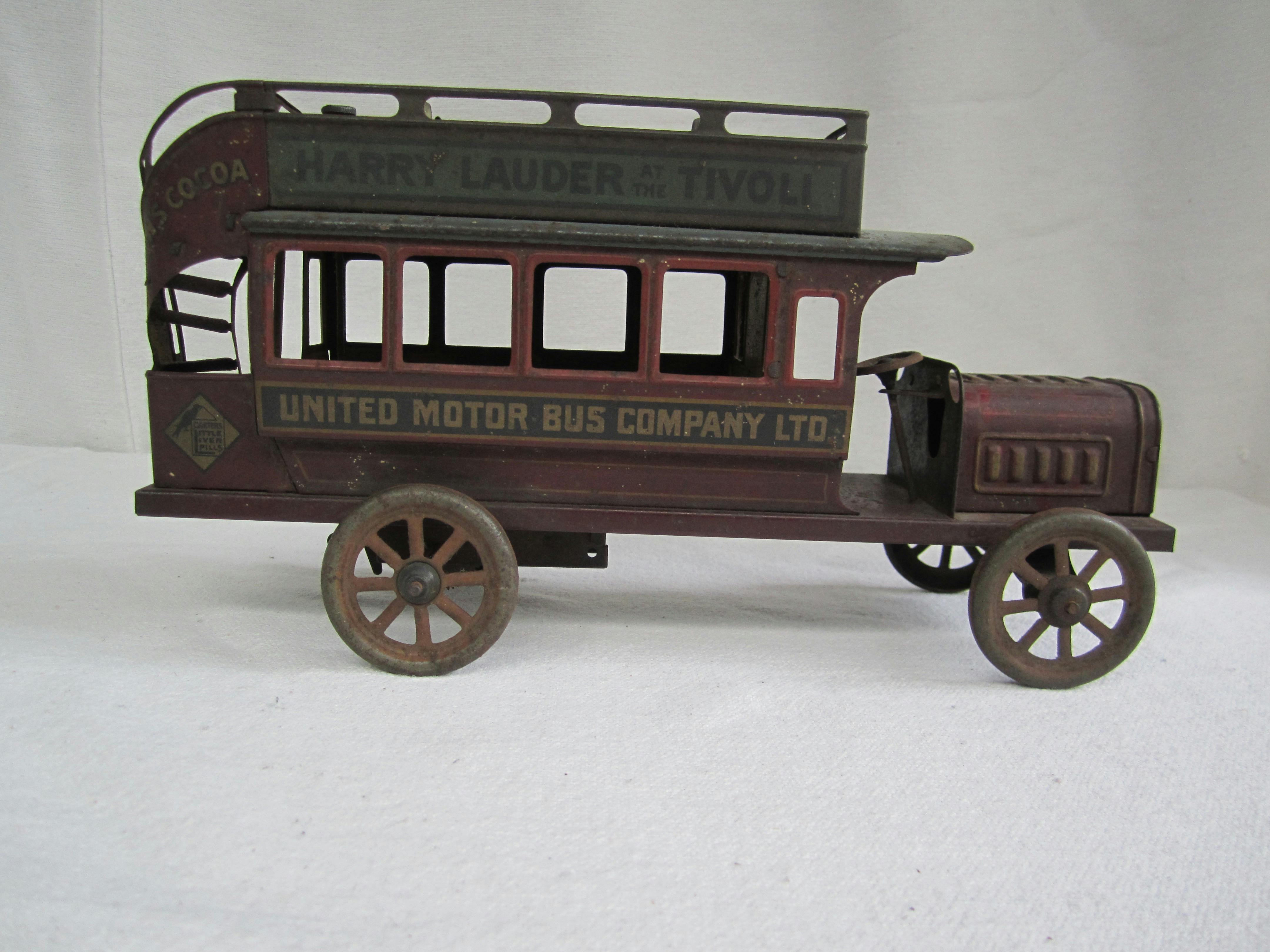 Toy Bus - Tin