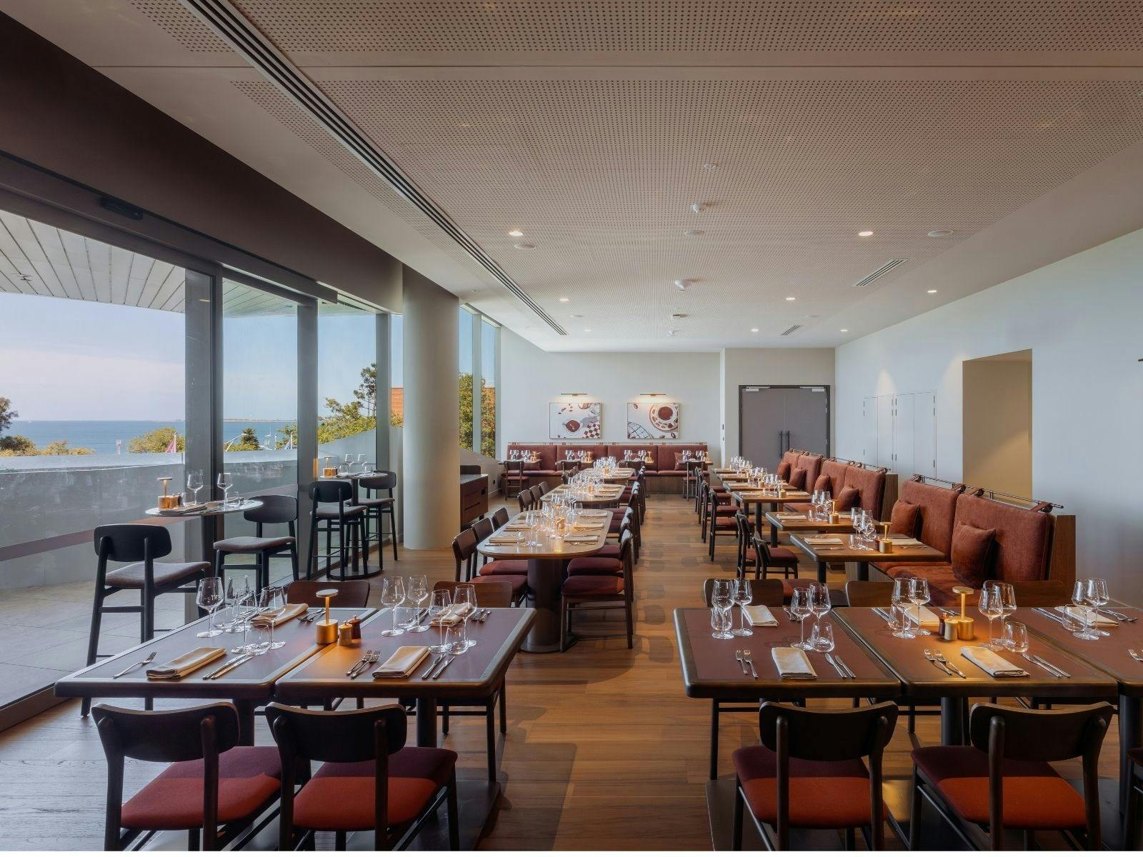 Trattoria-style setting