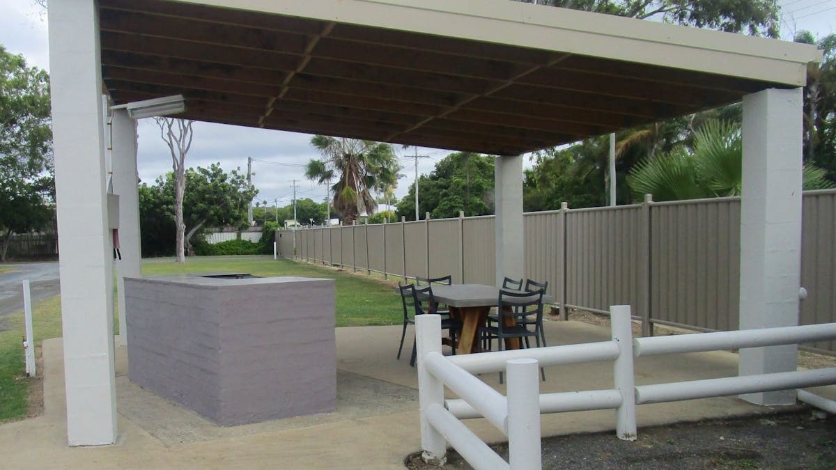 Guest BBQ Gazebo