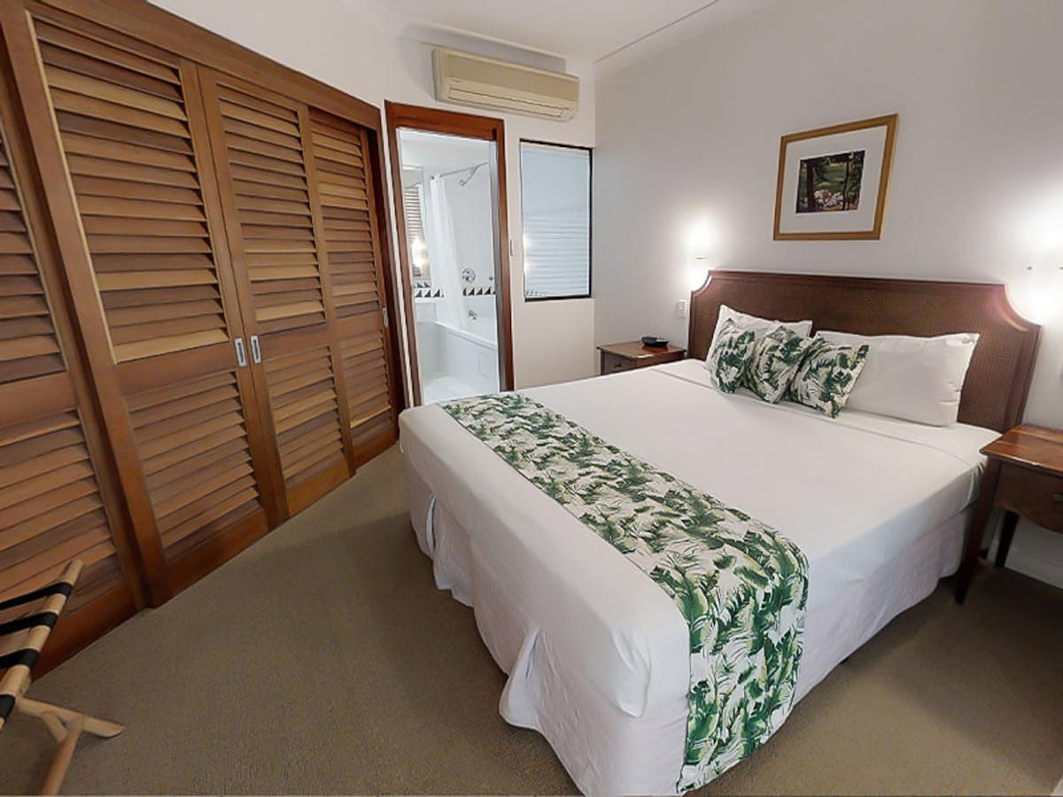 One Bedroom Apartment