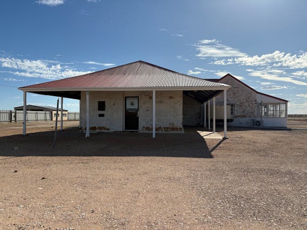 Birdsville Courthouse Experience