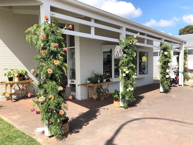 Robe Flower School