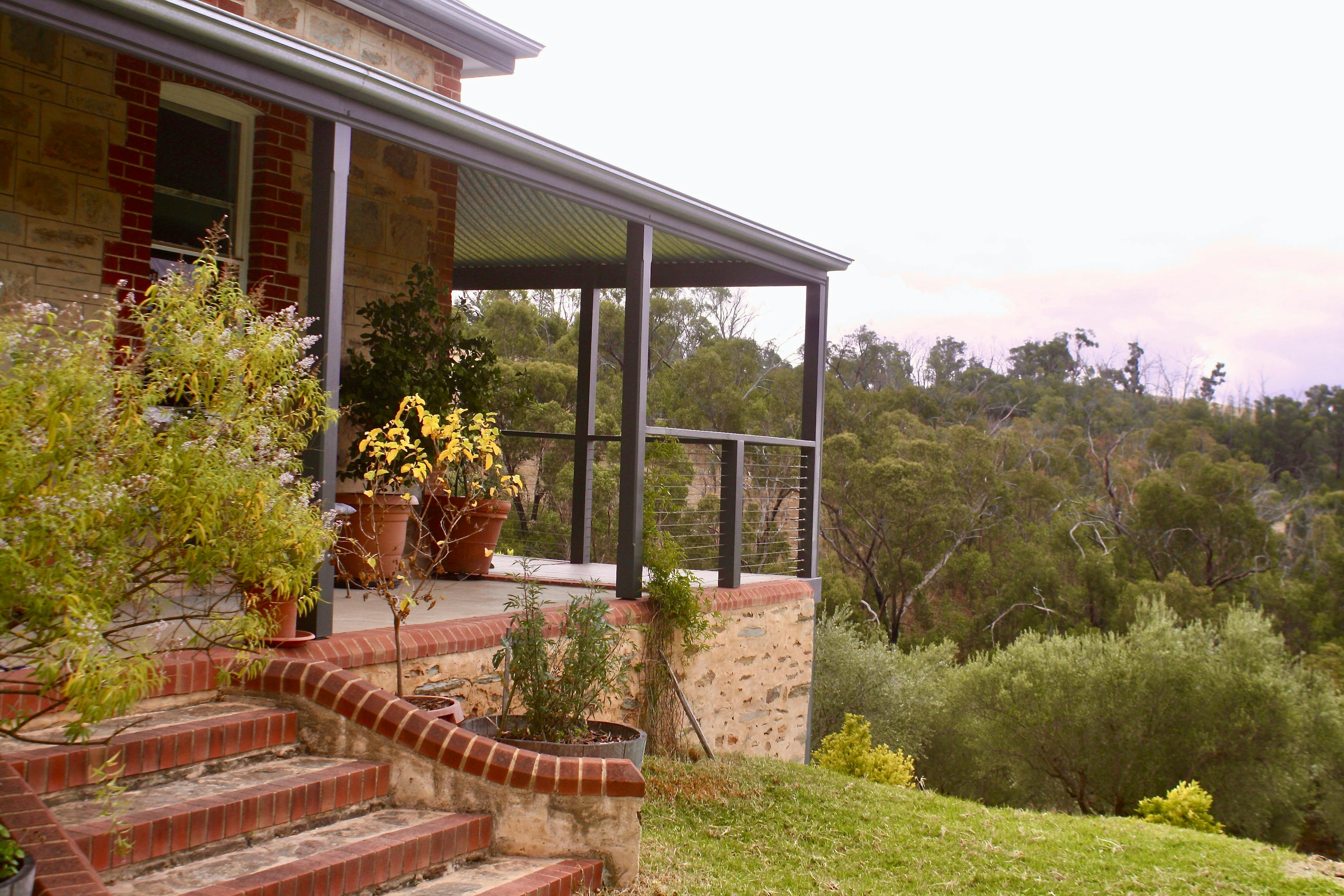 Millbrook Valley Farm - Barossa and Hills Hideaway