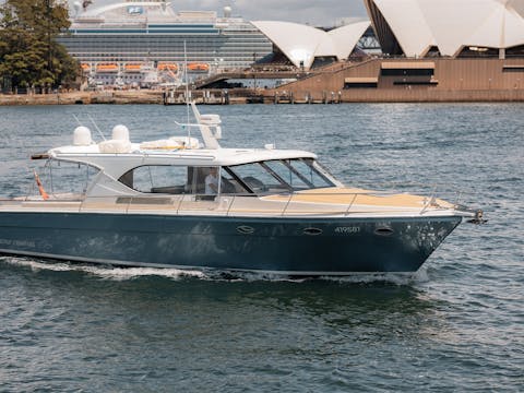 2hr Luxury Sydney Harbour Sunset Cruise on Felix