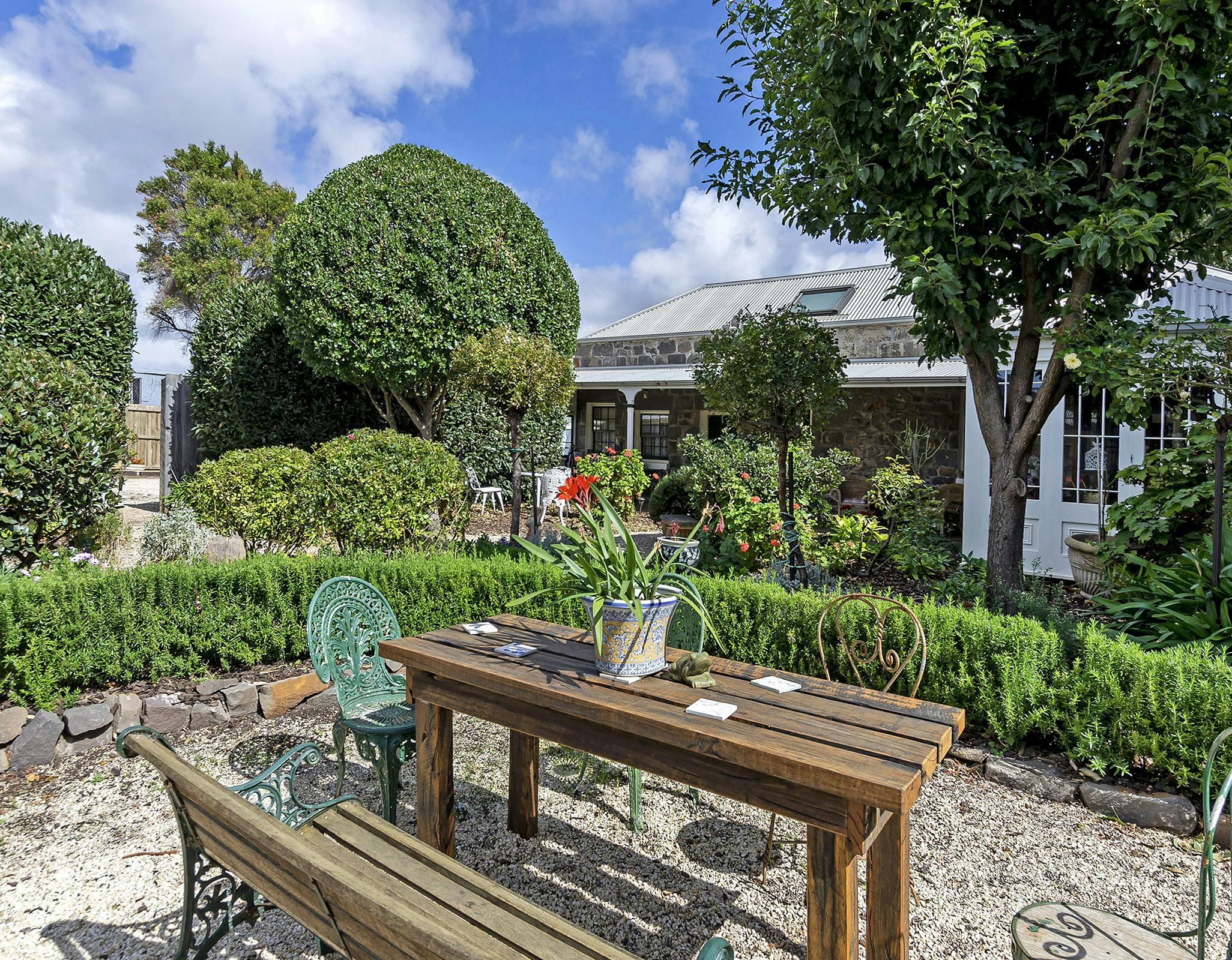 Portland Discover the many attractions of Portland Victoria House