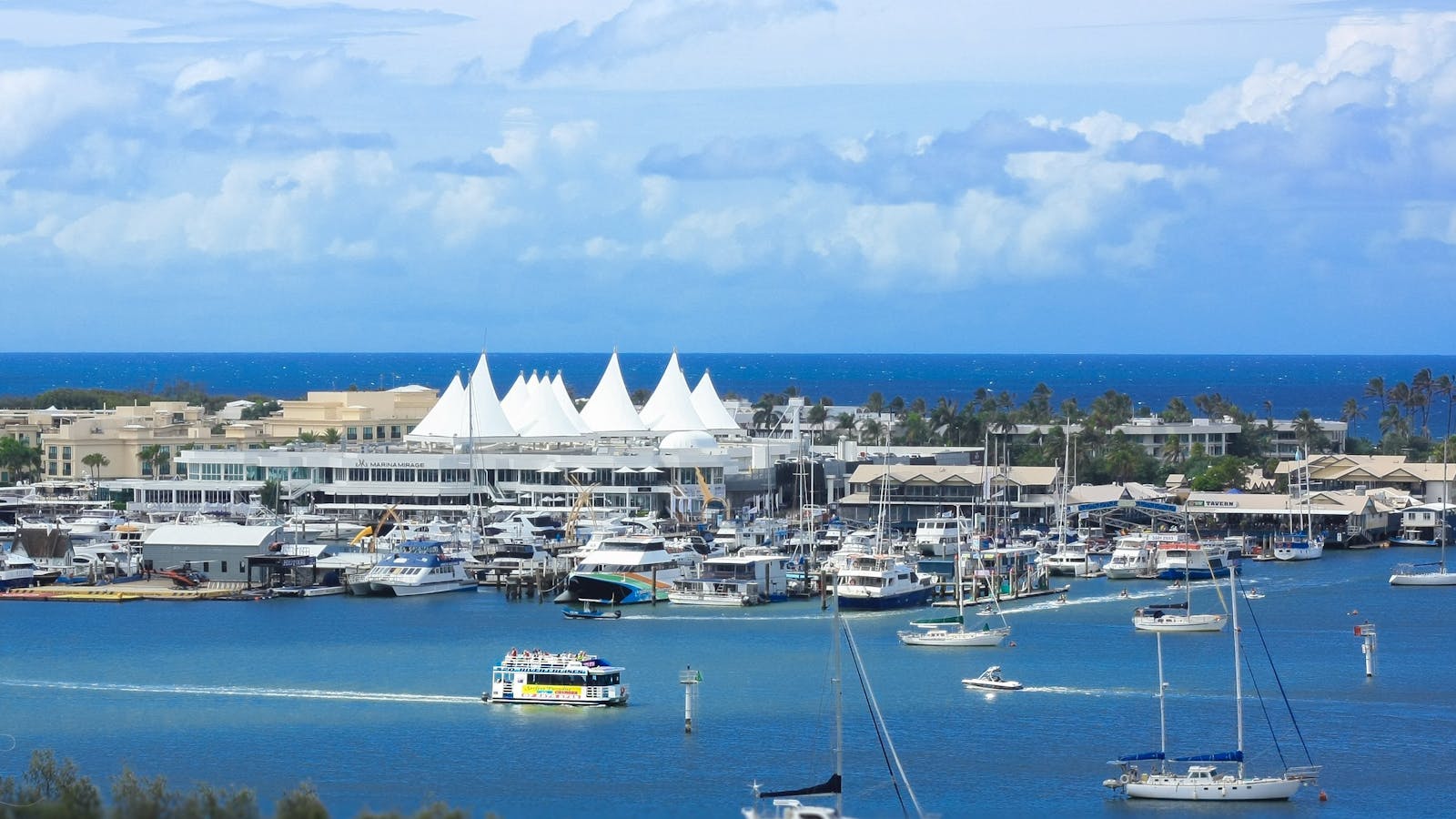 Marina mirage gold coast river cruise sightseeing