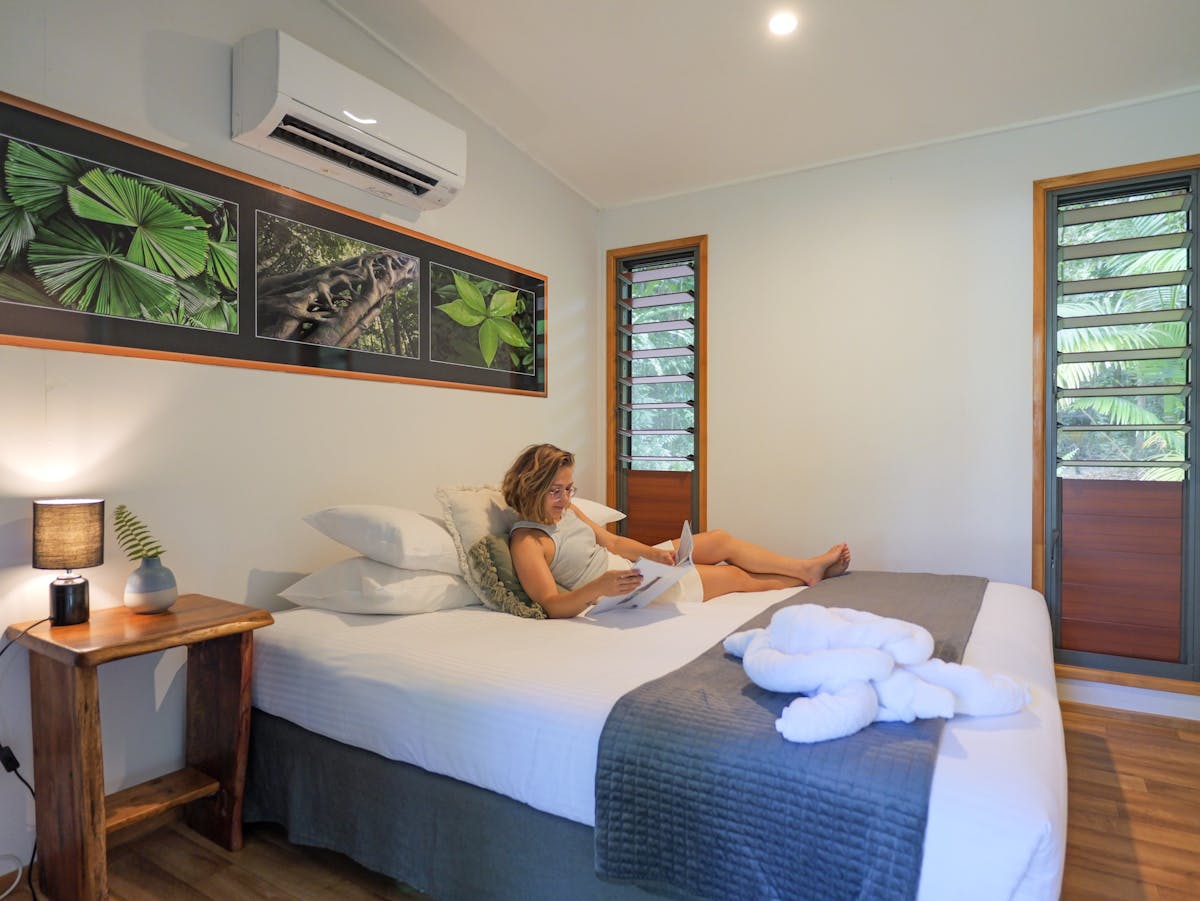 King Cabin With Air con