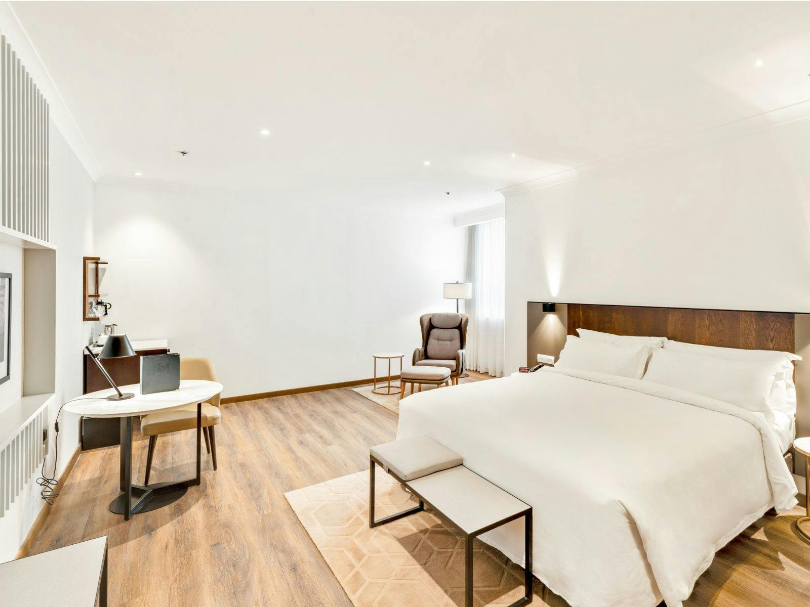 Signature Deluxe Room