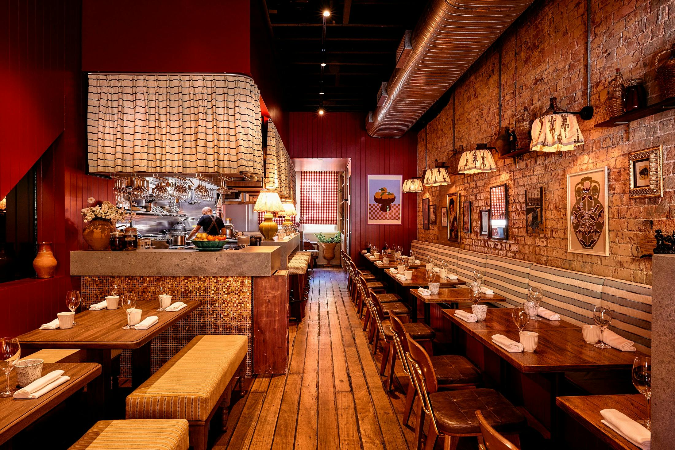 The inside of Noi