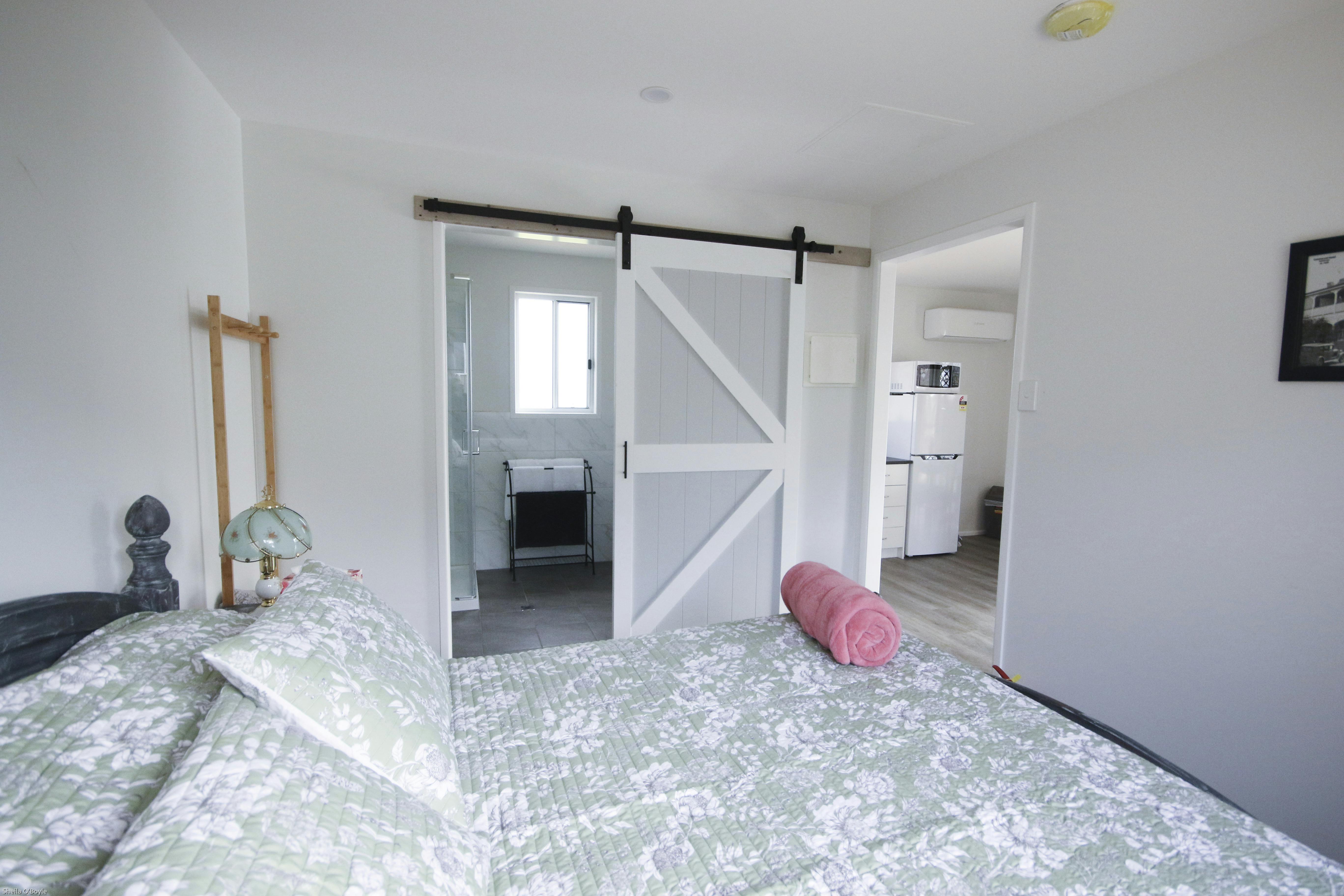 Glen Lough Cabins Southern Queensland Country