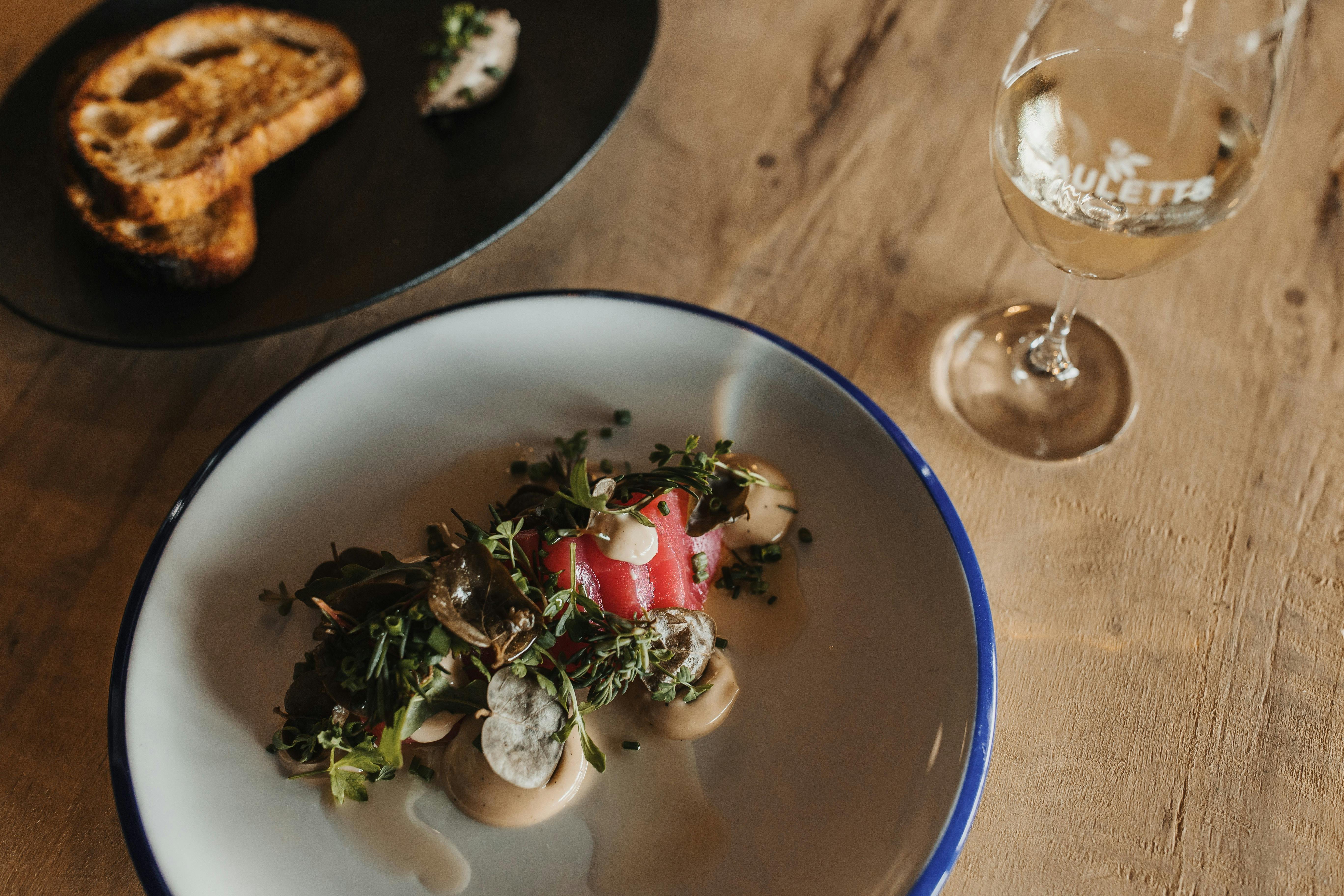 Bush DeVine Restaurant @ Paulett Wines