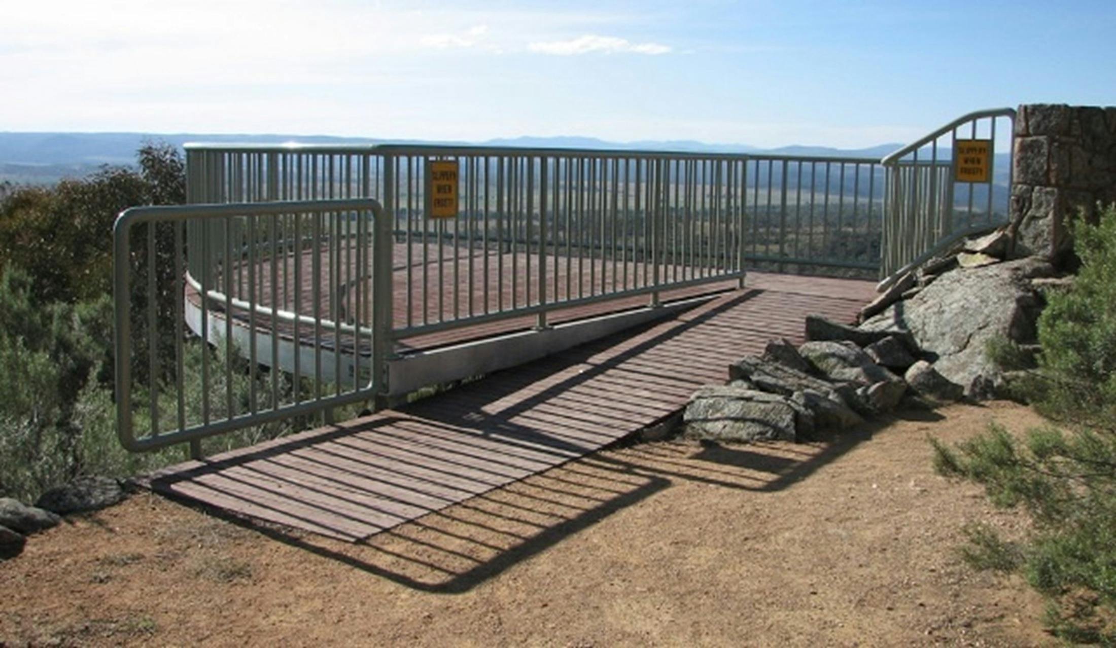 Mt Gladstone Lookout Platform