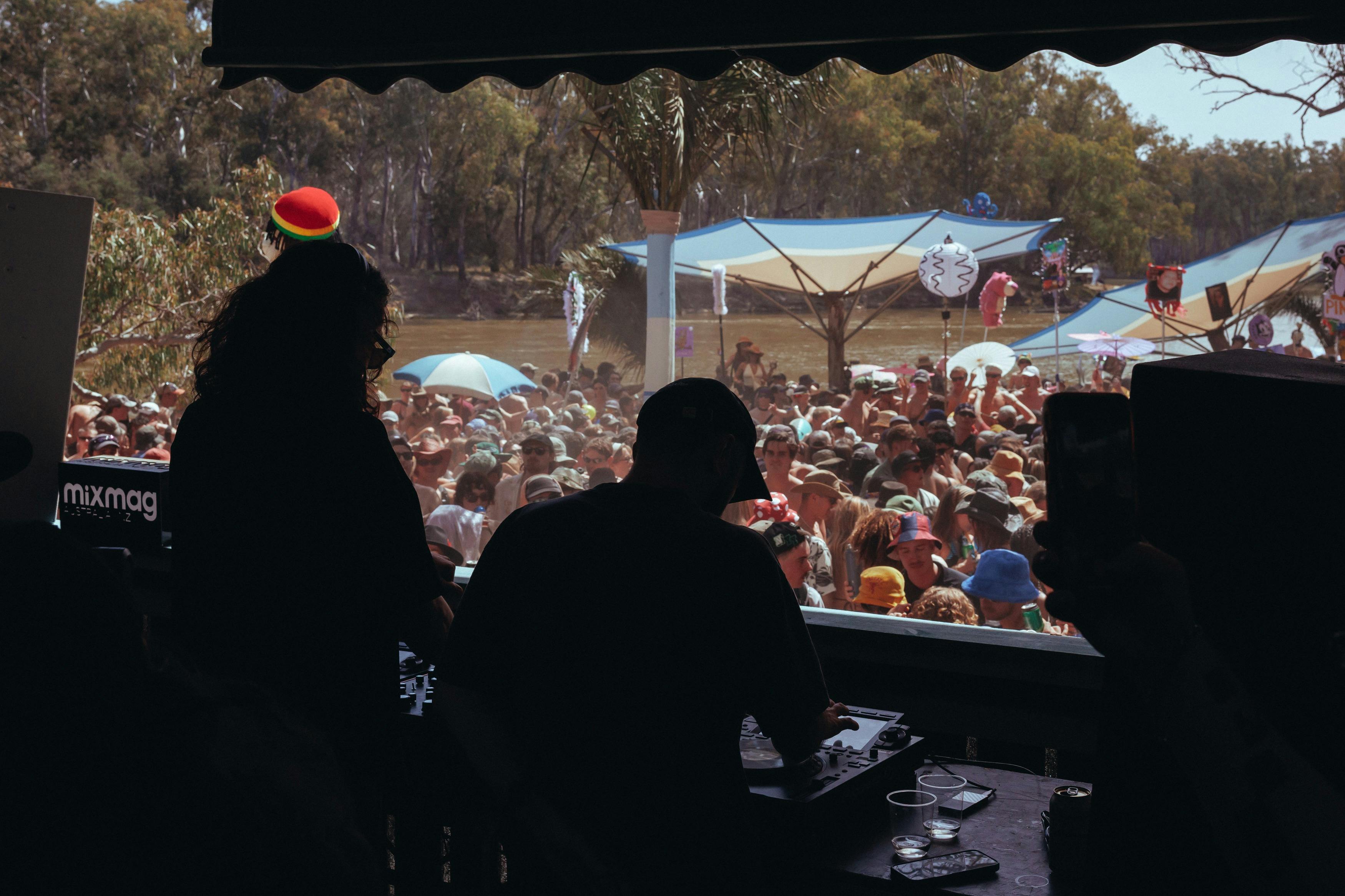 Djs playing the SF Beach