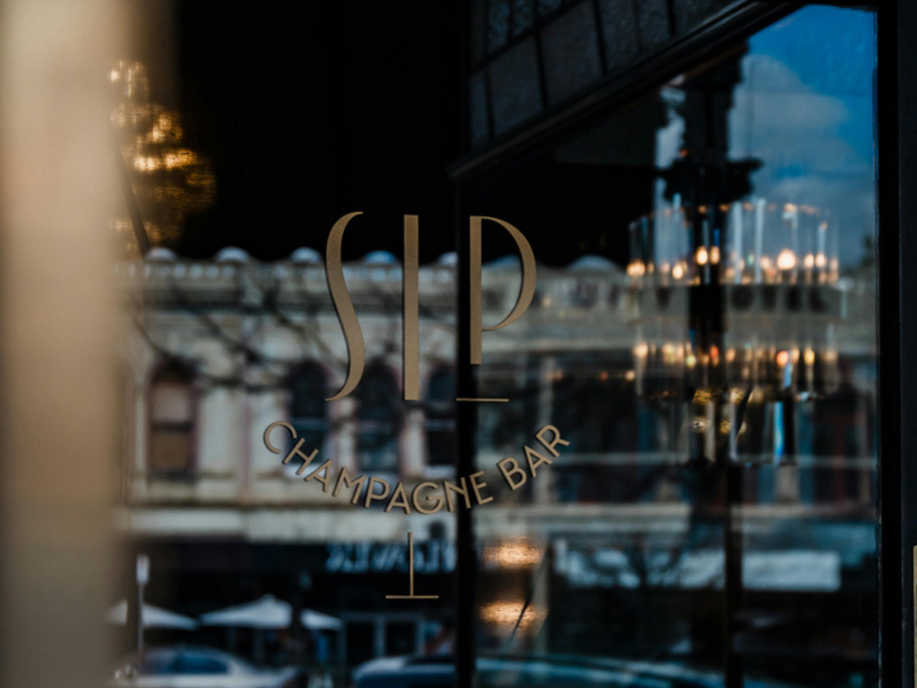 Sip Champagne Bar