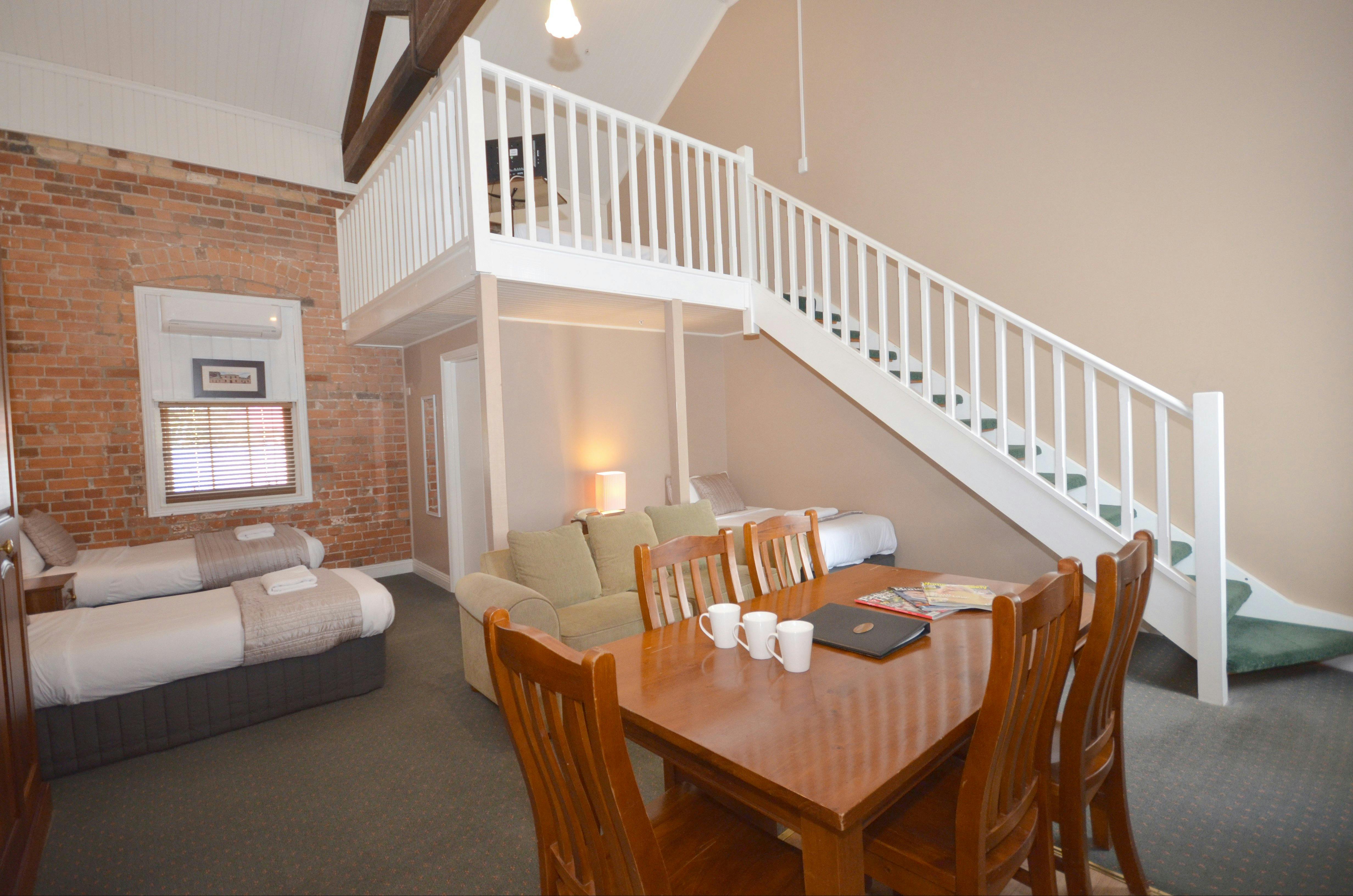 Deluxe Heritage Mezzanine Room