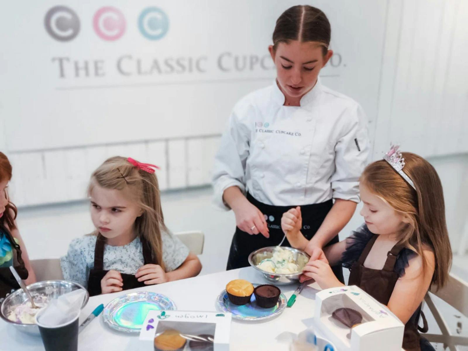 Kids baking classes with the mentor