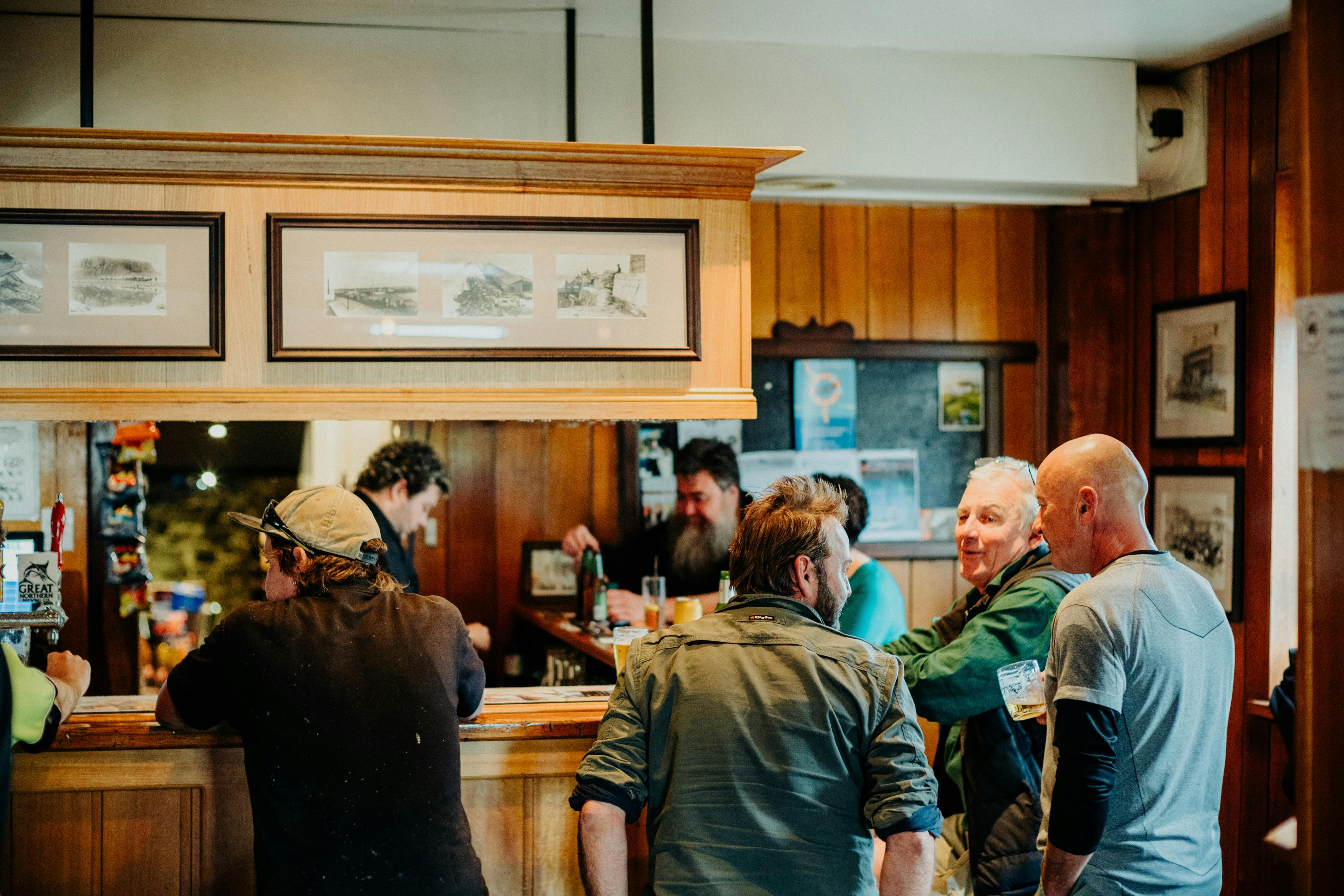 locals enjoying a catch up at the Stanley Hotel