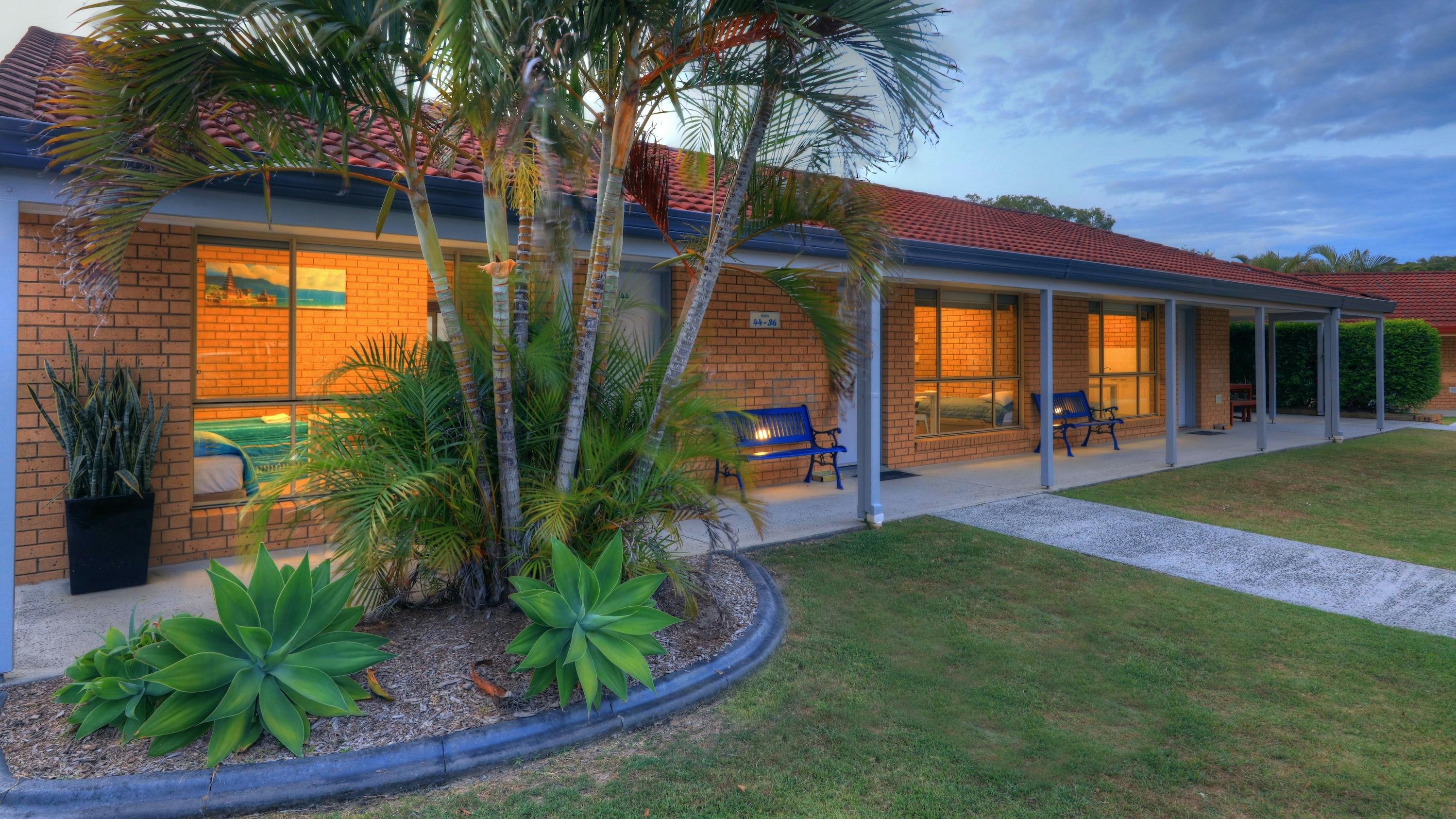 Exterior Yamba Motor Inn