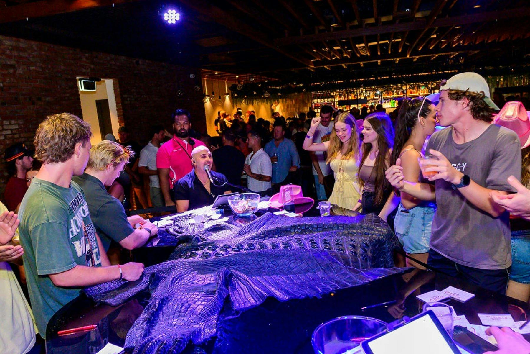 Duelling Pianos