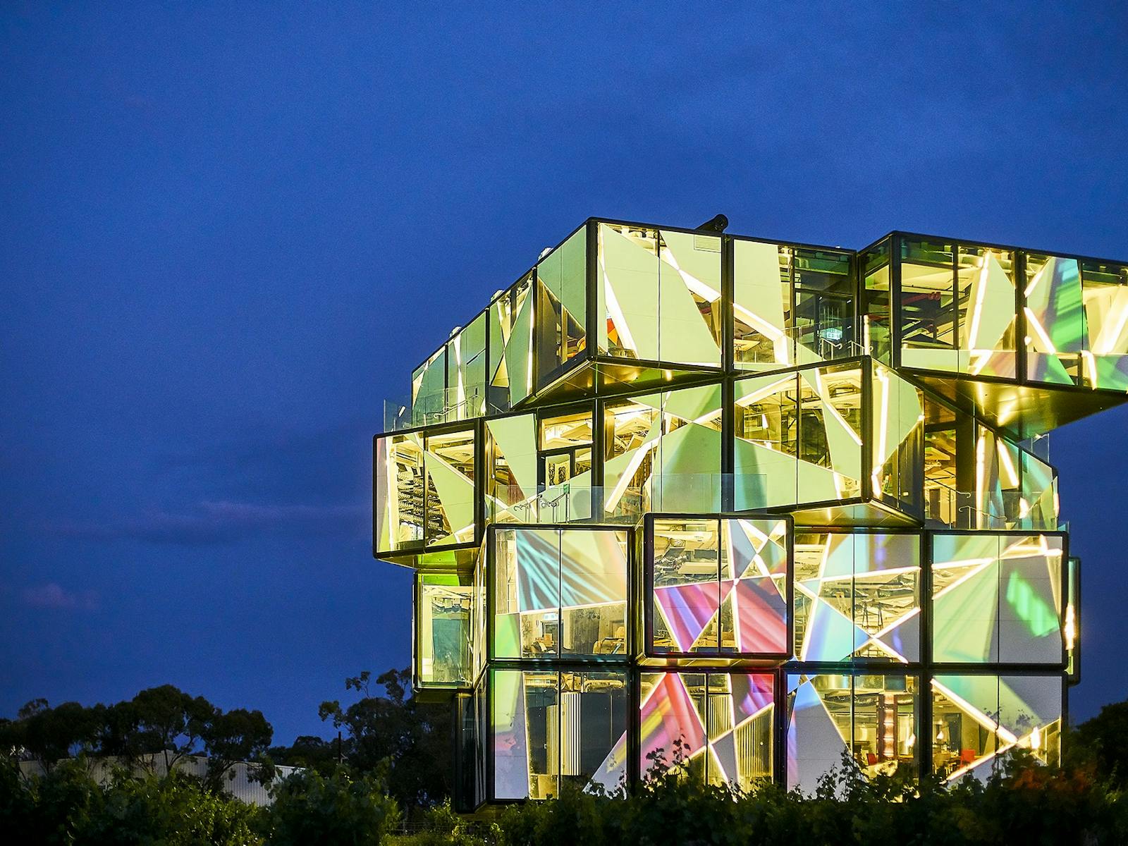 The d'Arenberg Cube at night