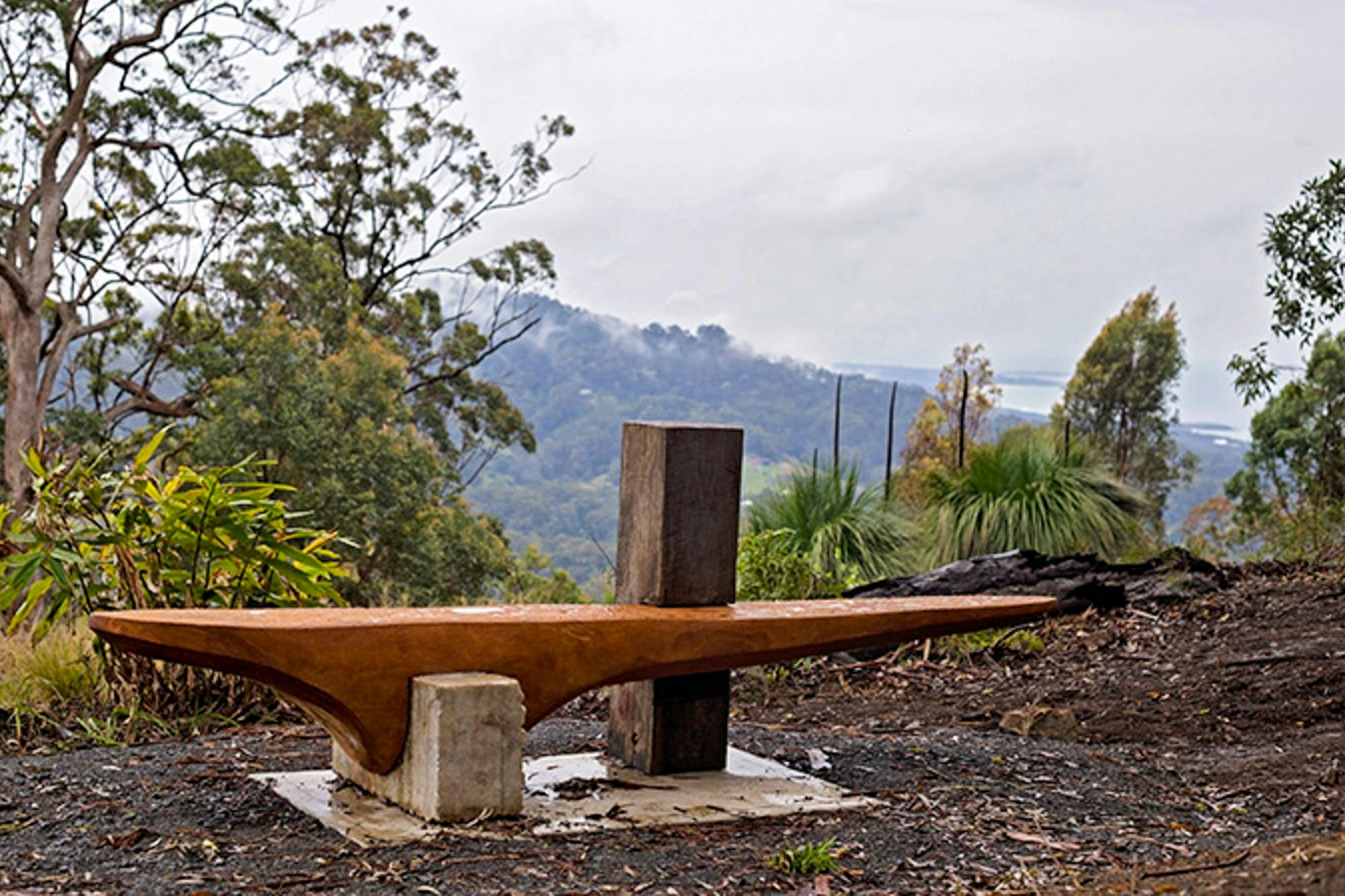 Sculptural seating, Gumgali Track