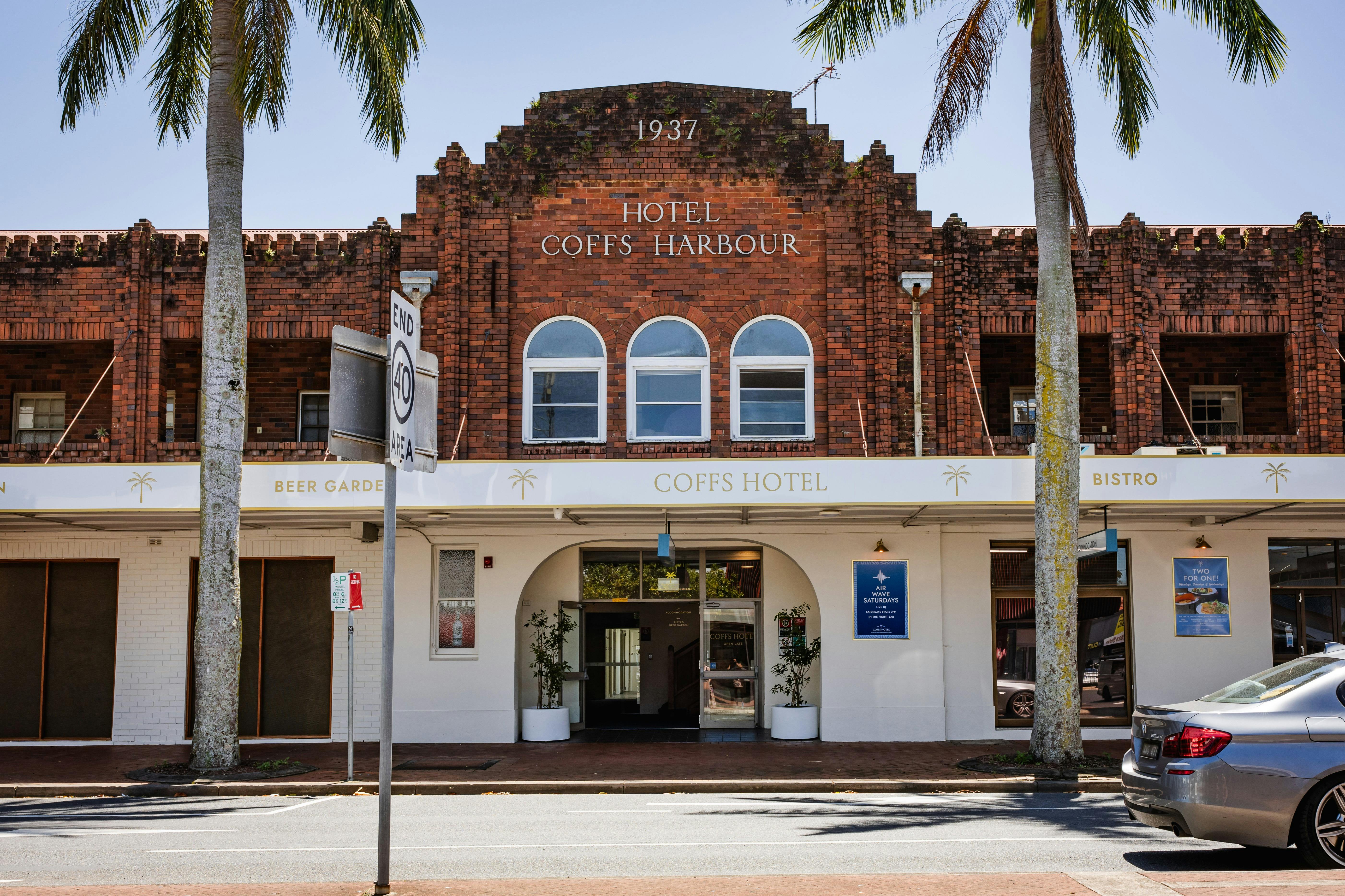 outside Coffs Hotel