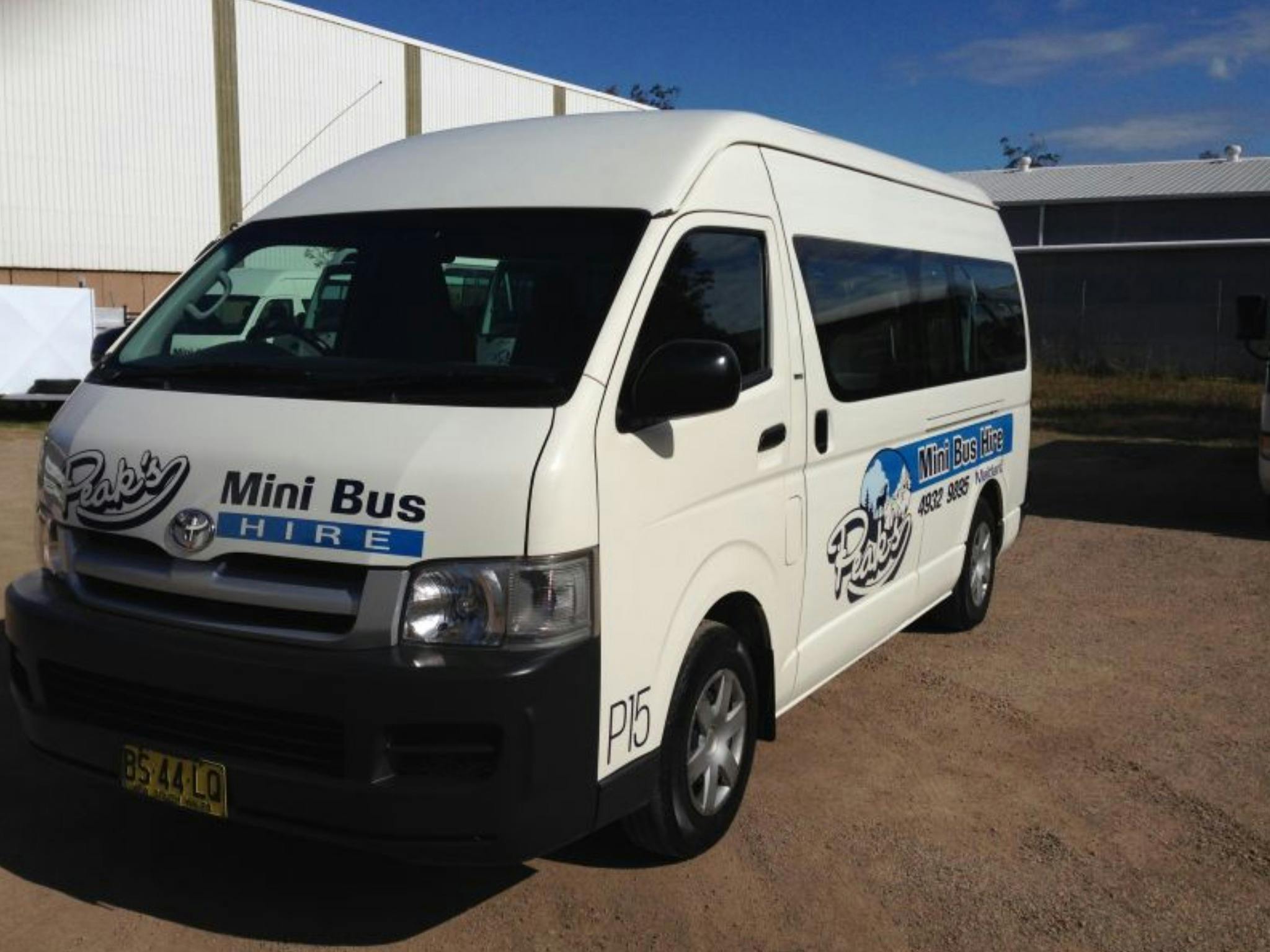 Peaks Mini Bus Hire