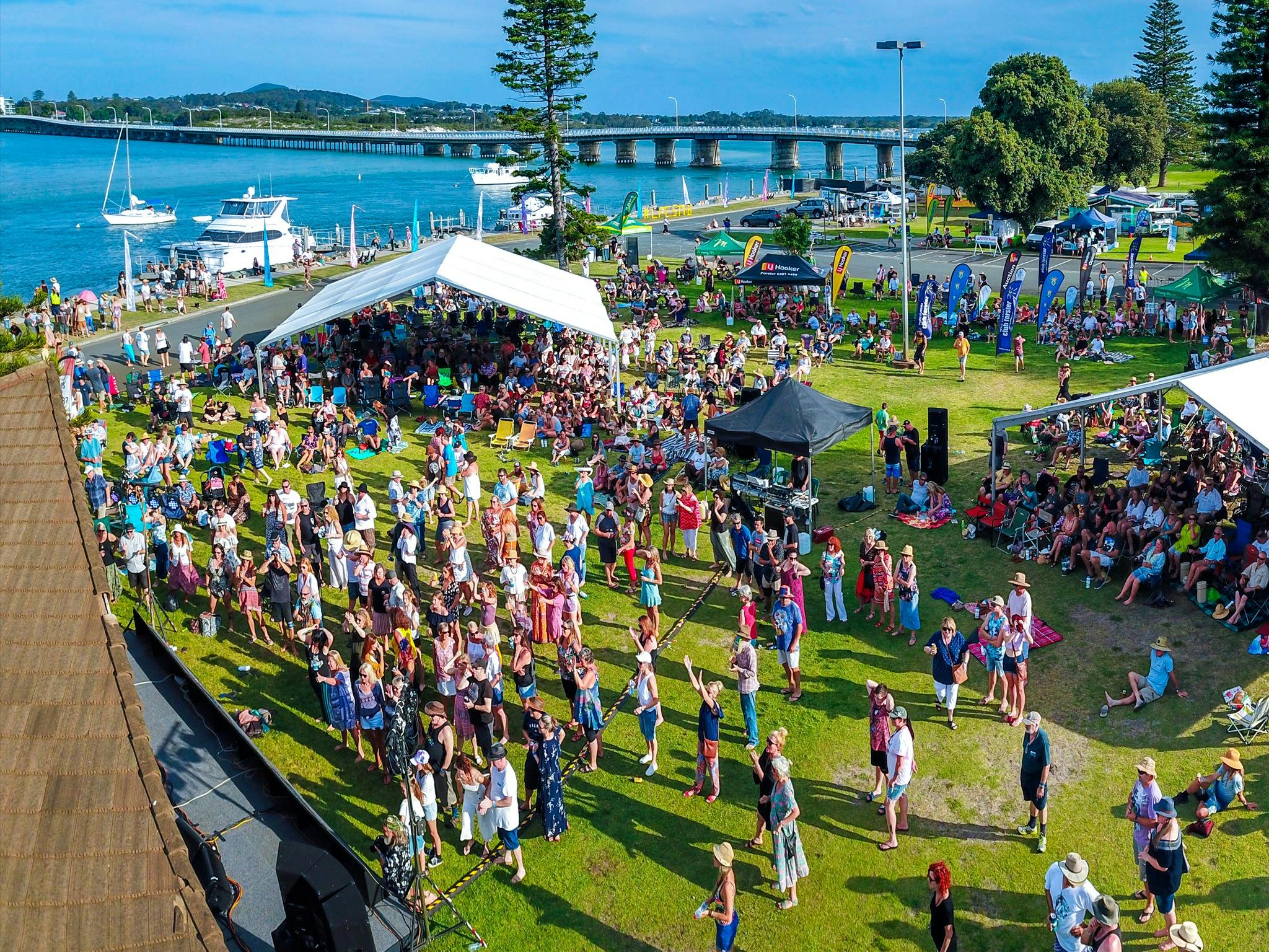 Lakeside Music Festival NSW Holidays & Things to Do