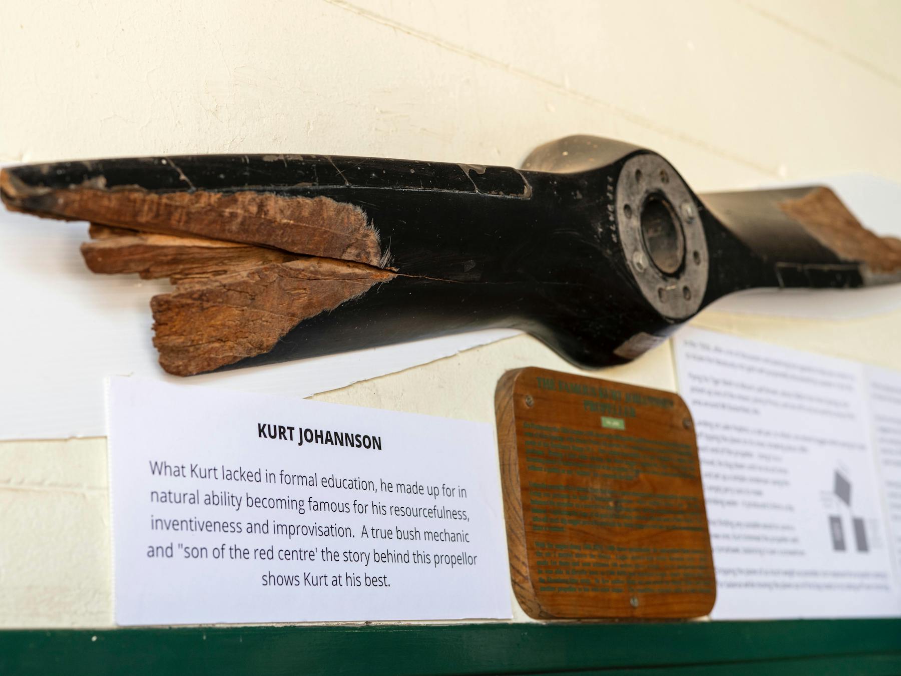 A broken propellor didn't stop Outback legend, Kurt Johansson from flying back to base camp.