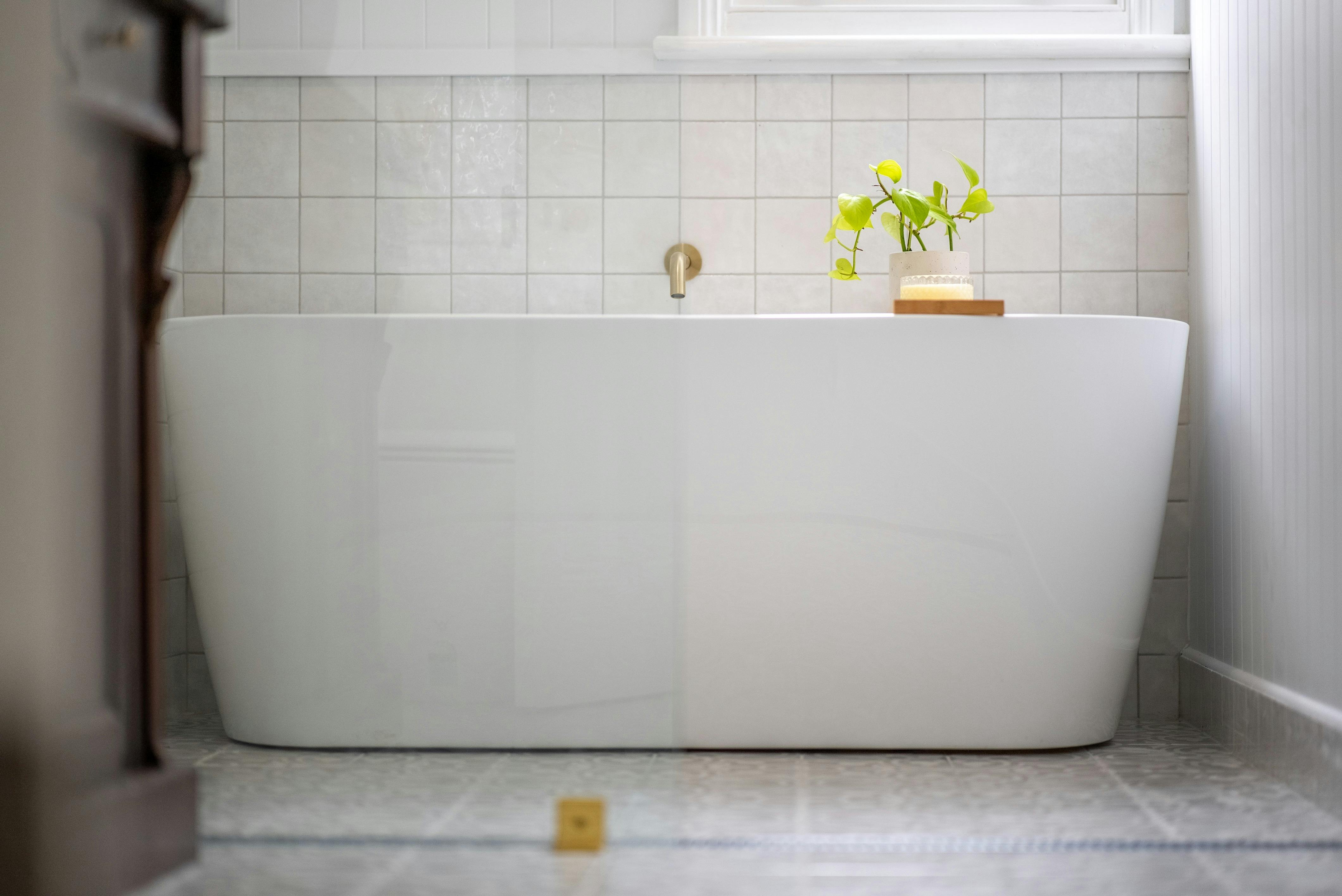 바스 아미데일 BNB