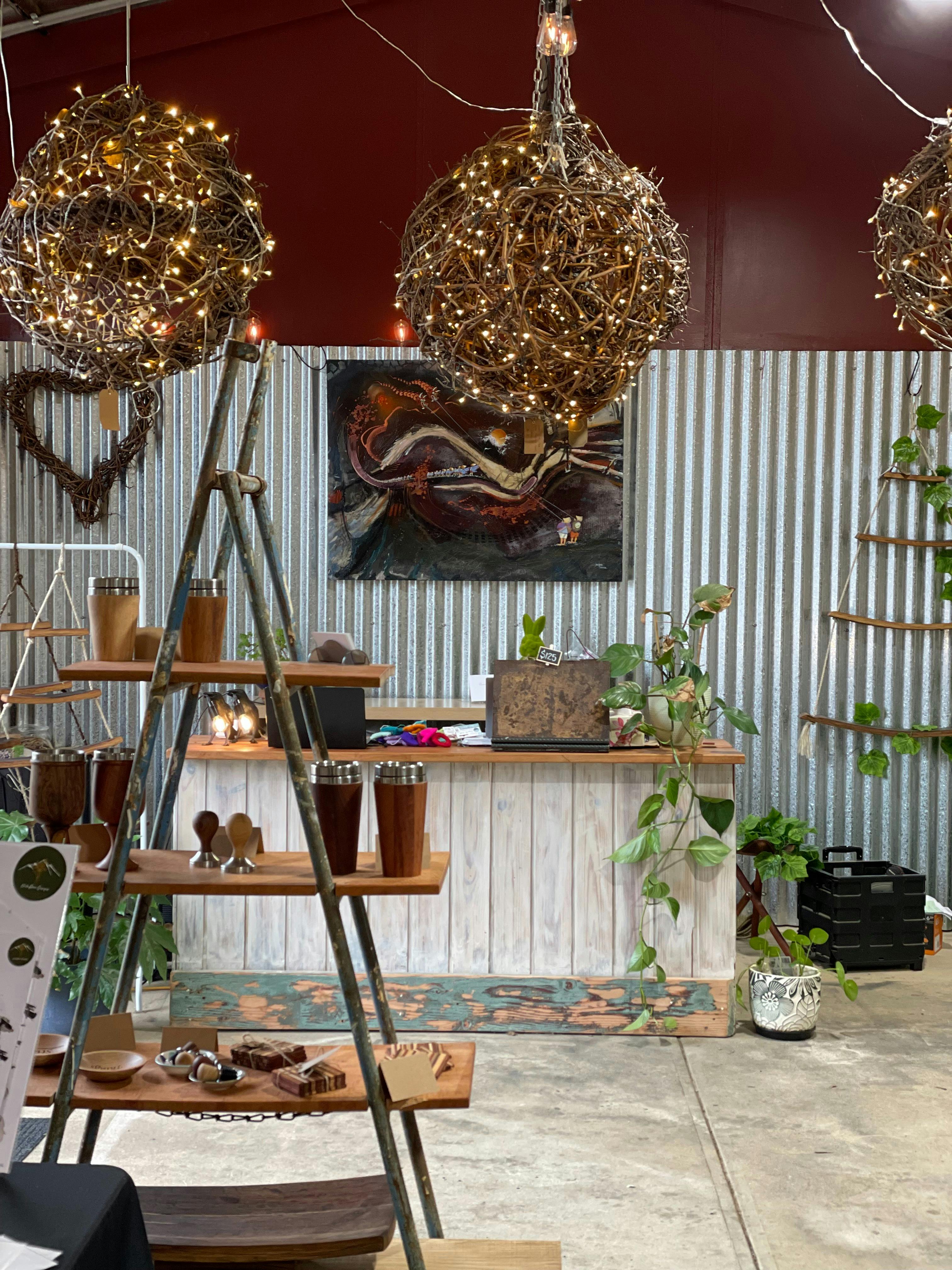 The Hub 3747 - Marketplace