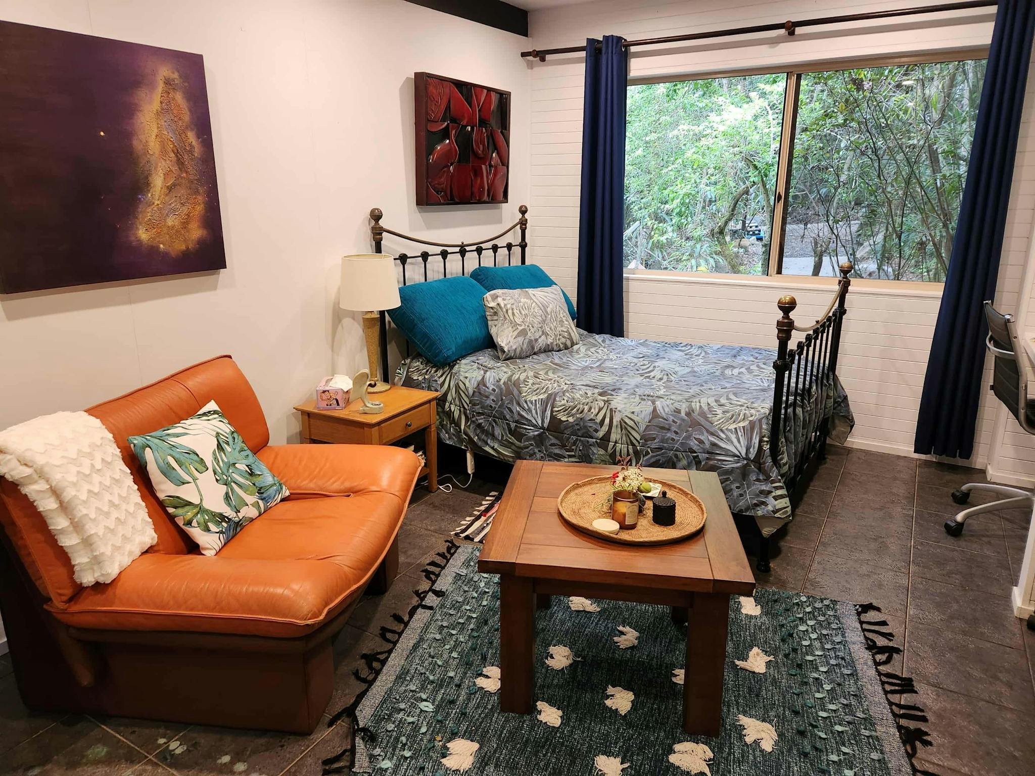 bed and lounge bed and lounge