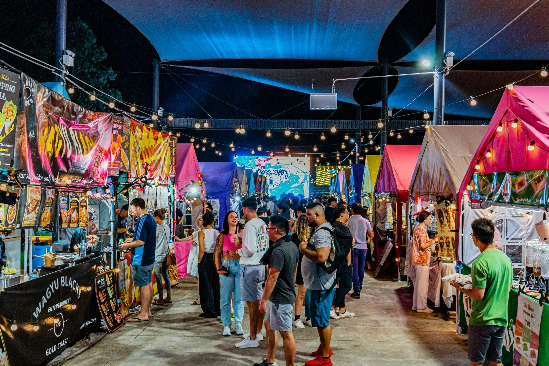 Alien Night Market