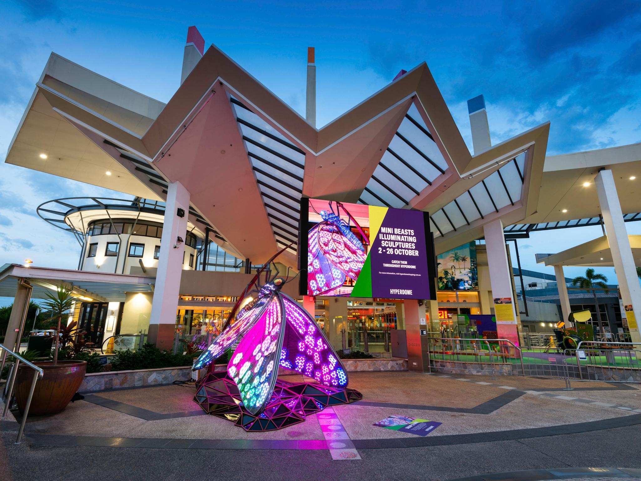 Hyperdome Shopping Centre - Visitor Information Centre | Browse and ...