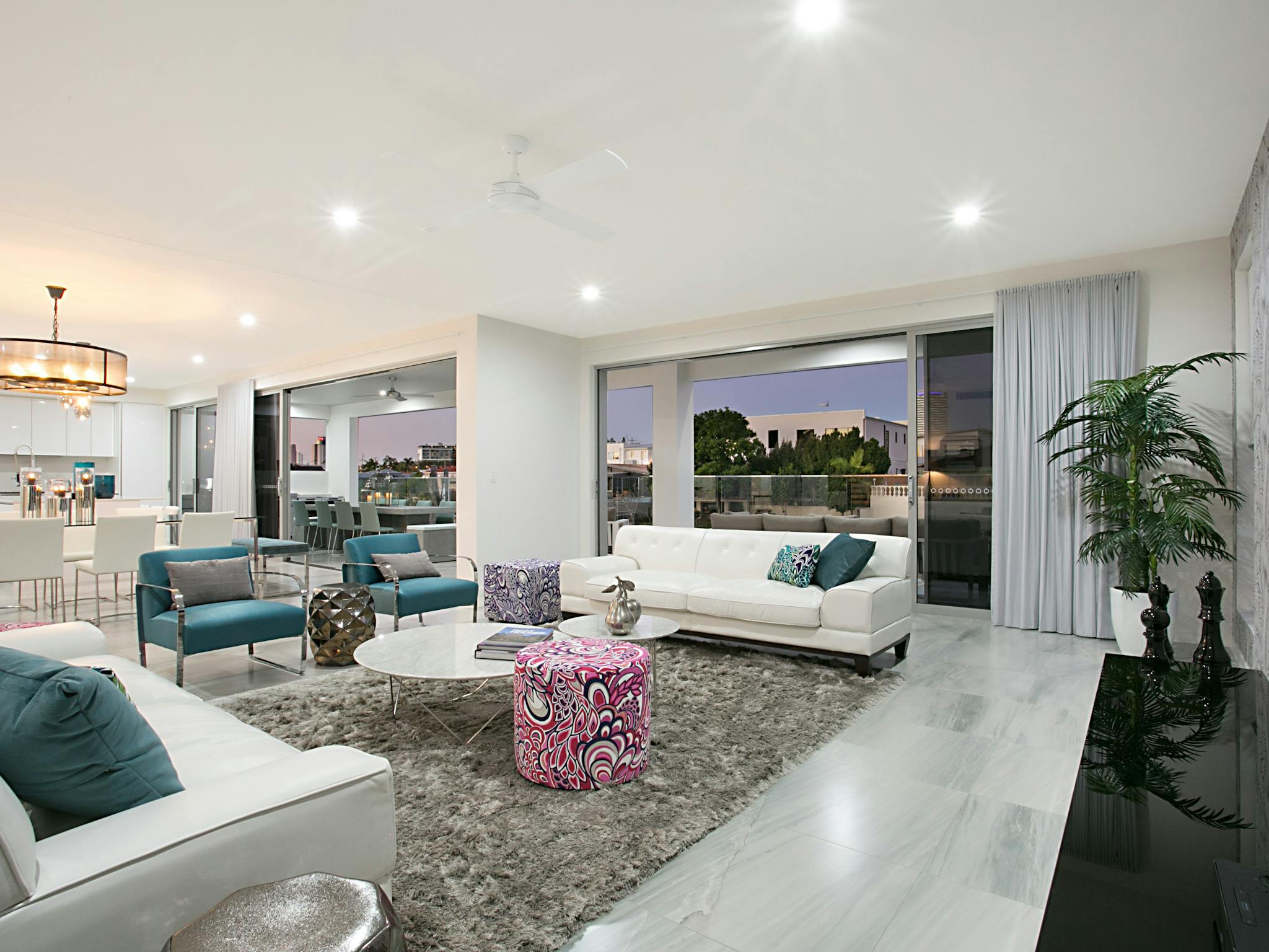 Stunning Open Plan Living Stunning Open Plan Living