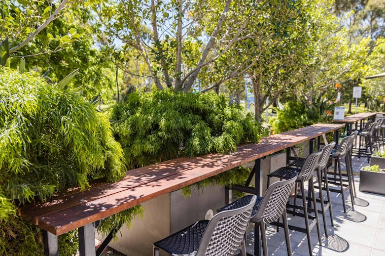 Par 3 Patio Cafe
