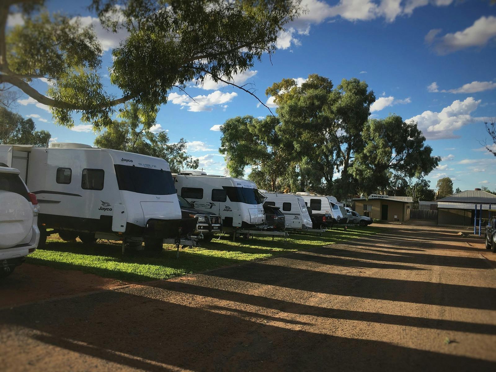Broken Hill Lake View Caravan Park NSW Holidays &
