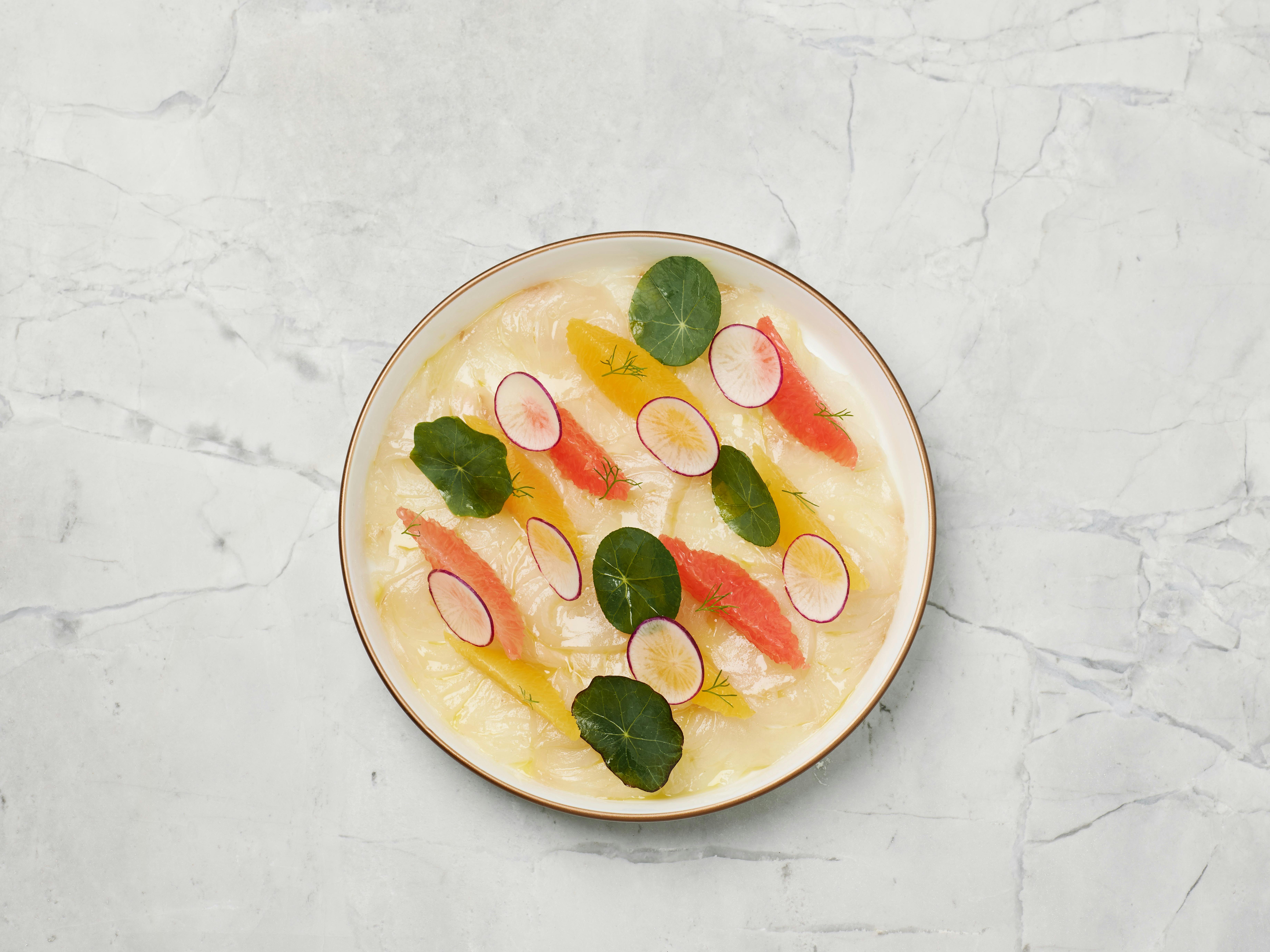 Hiramasa kingfish, oranges, grapefruit, radish
