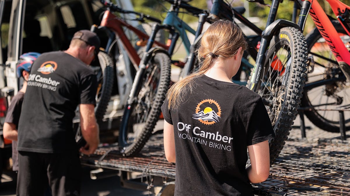 Tying down bikes on MTB shuttle trailer