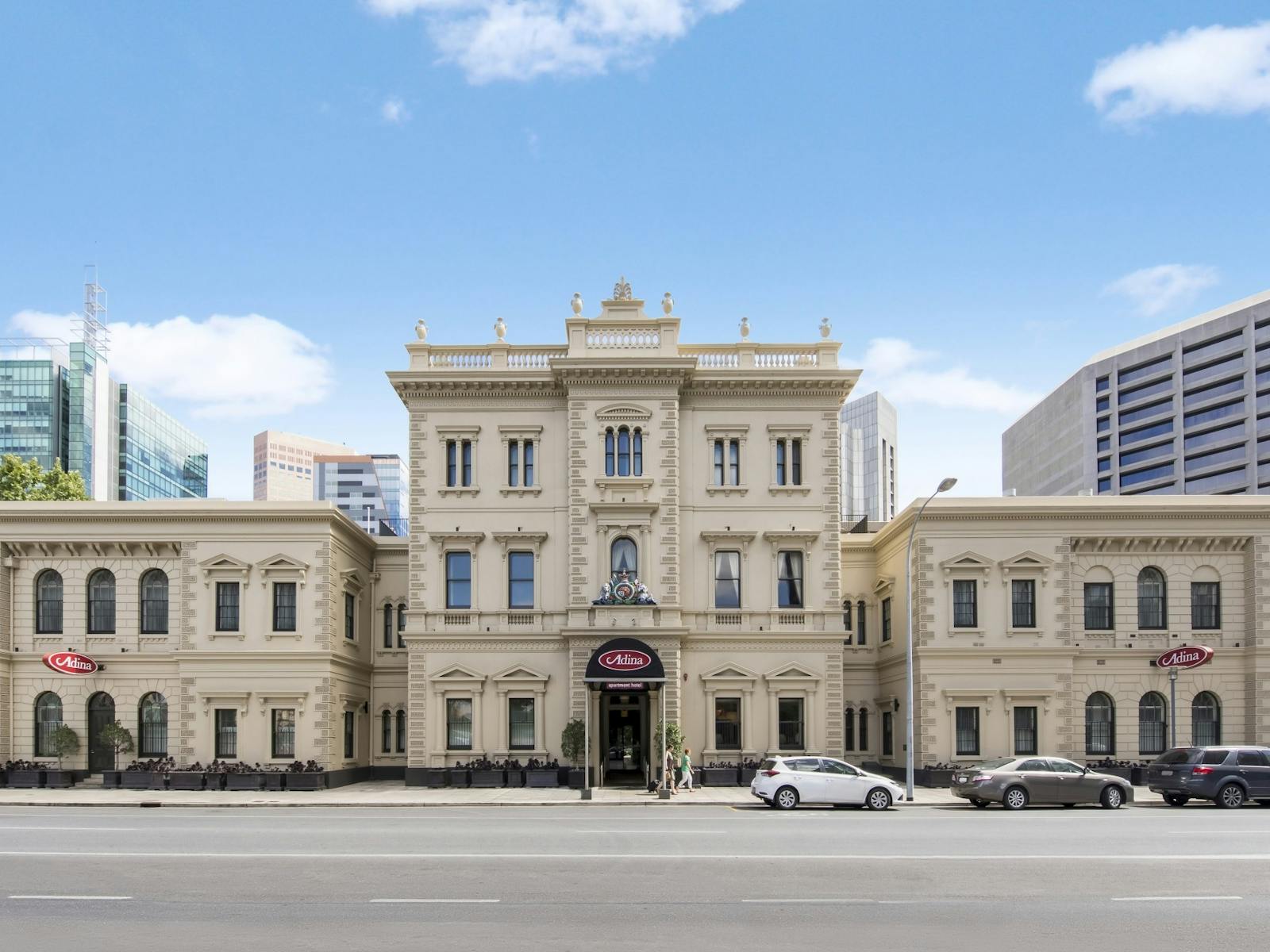 Adina Apartment Hotel Adelaide Treasury Slider Image 1