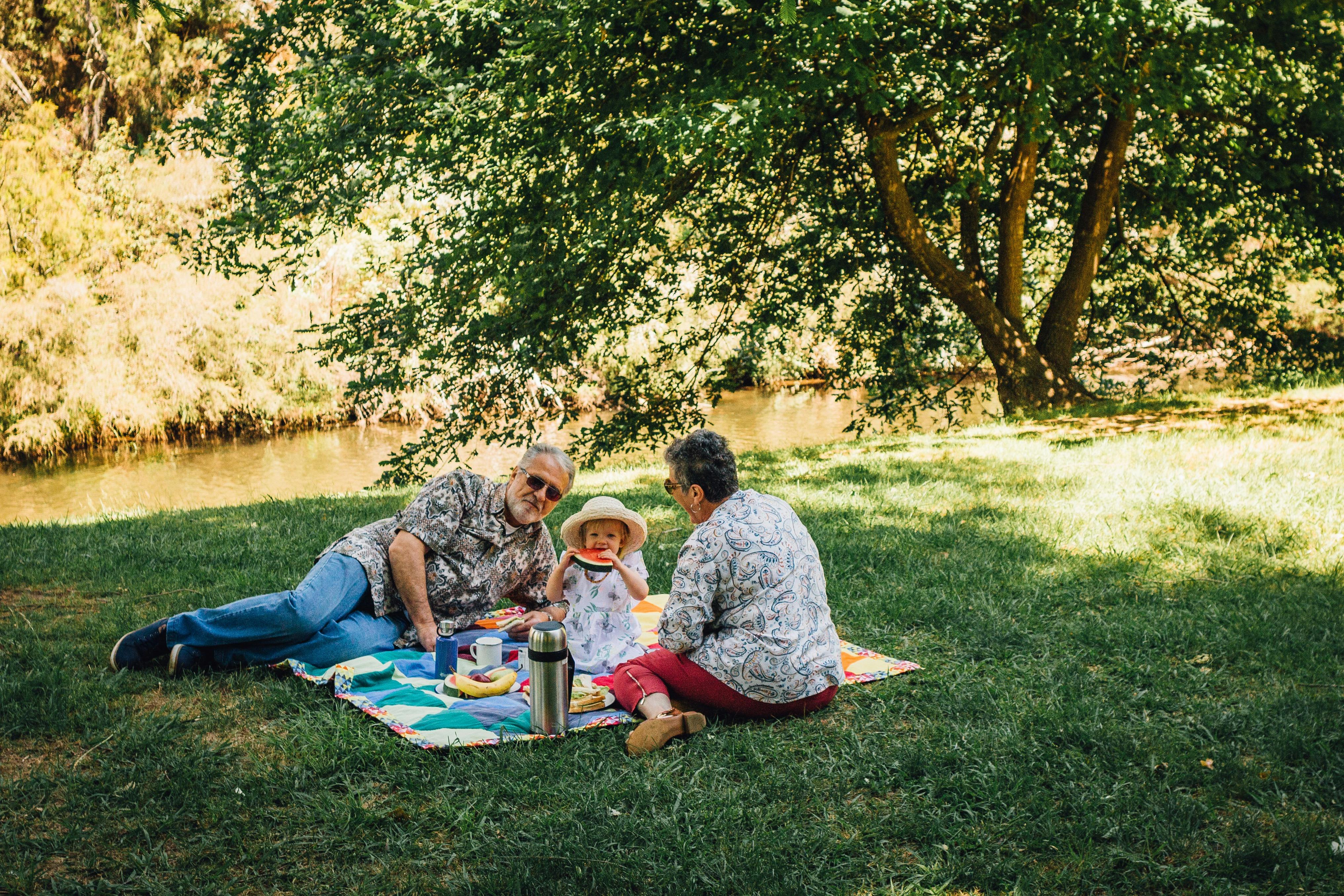 Exploring Jamieson walk and picnic