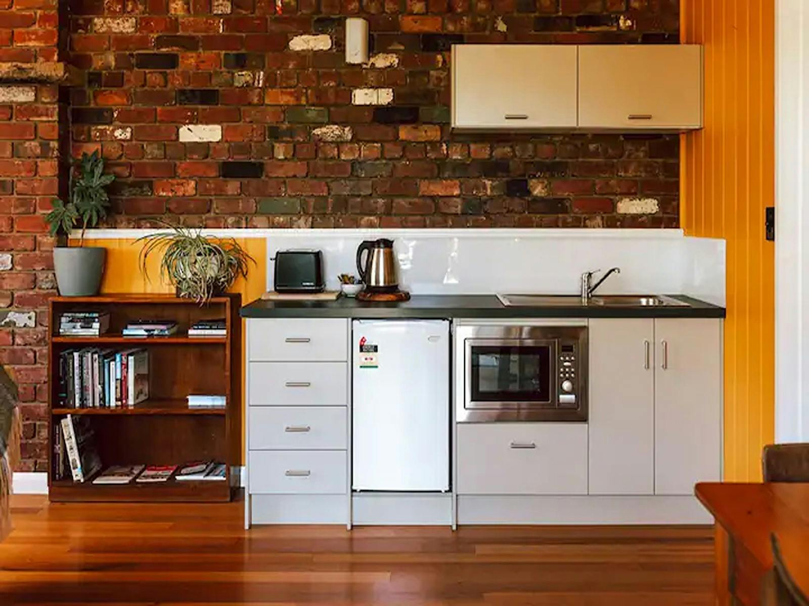 Kitchenette
